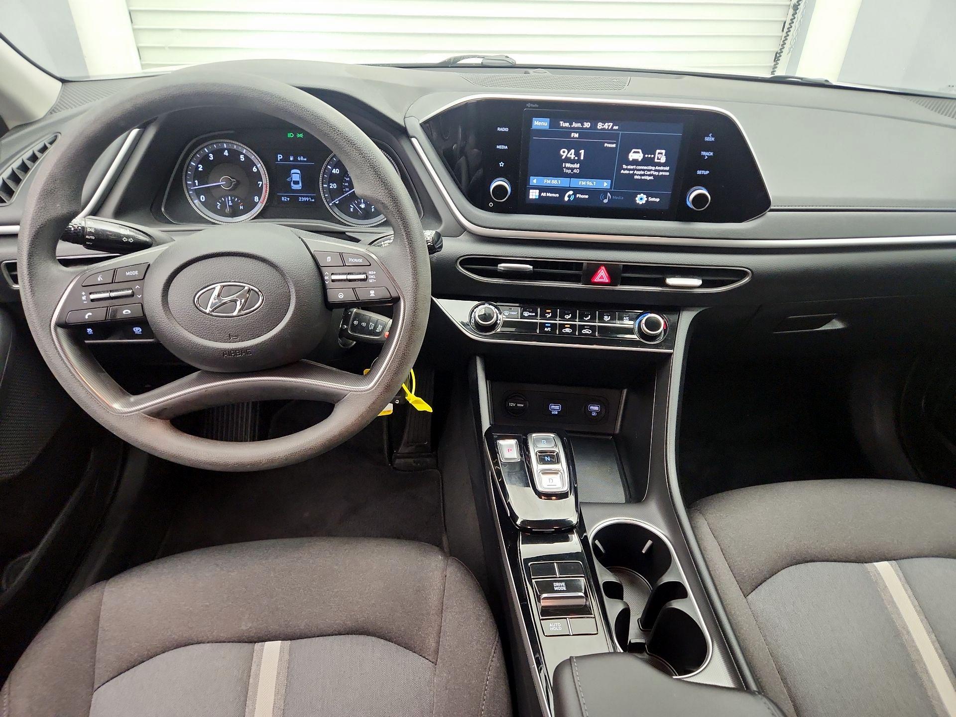 Thumbnail: 2022 Hyundai Sonata - 9