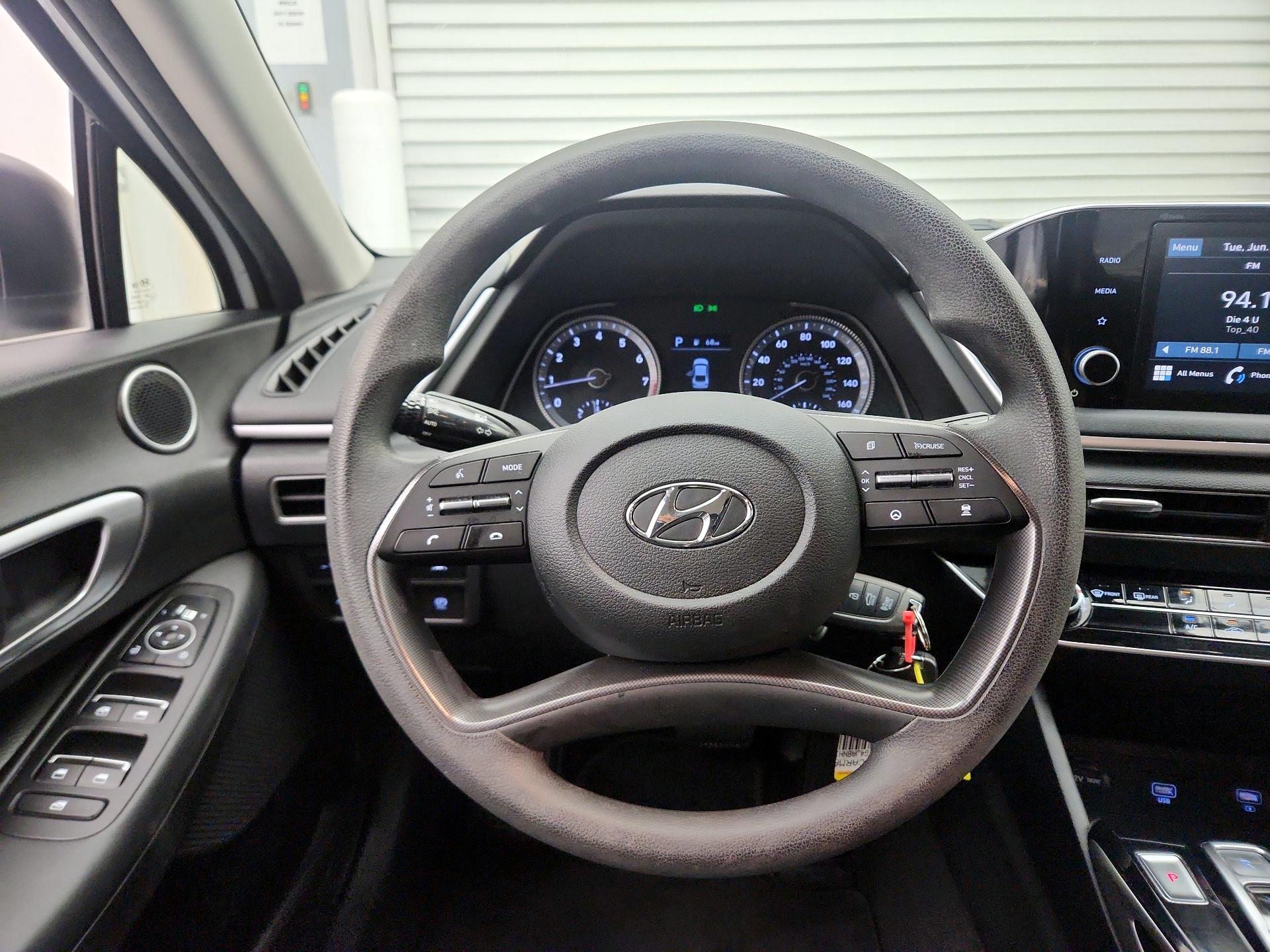 Thumbnail: 2022 Hyundai Sonata - 10