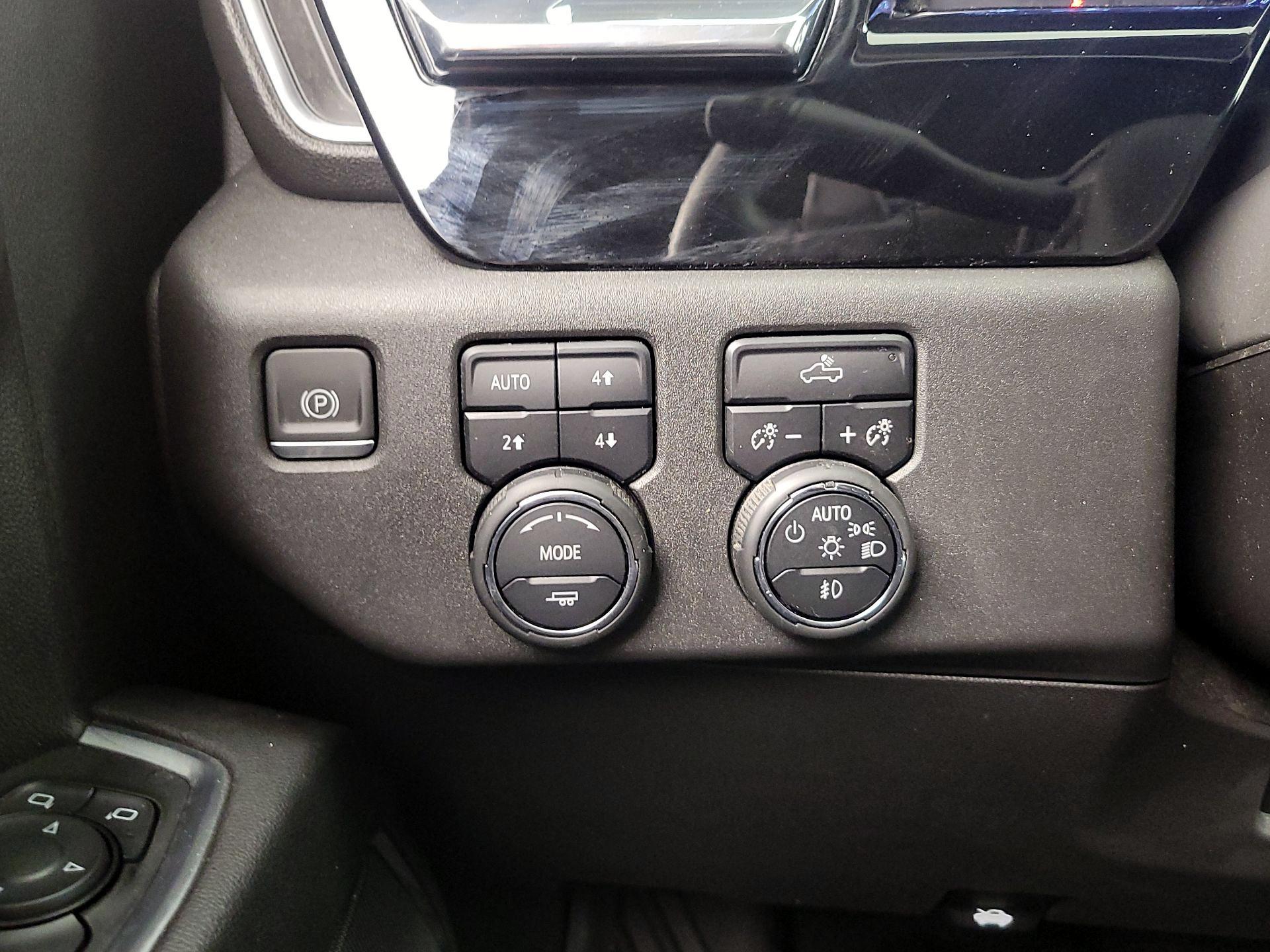 Thumbnail: 2023 Chevrolet Silverado 1500 - 13