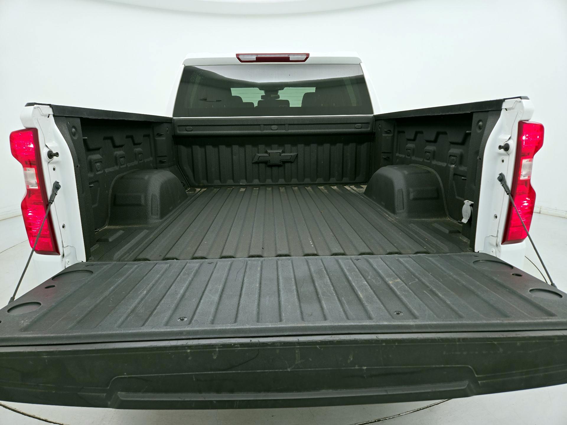 Thumbnail: 2023 Chevrolet Silverado 1500 - 20