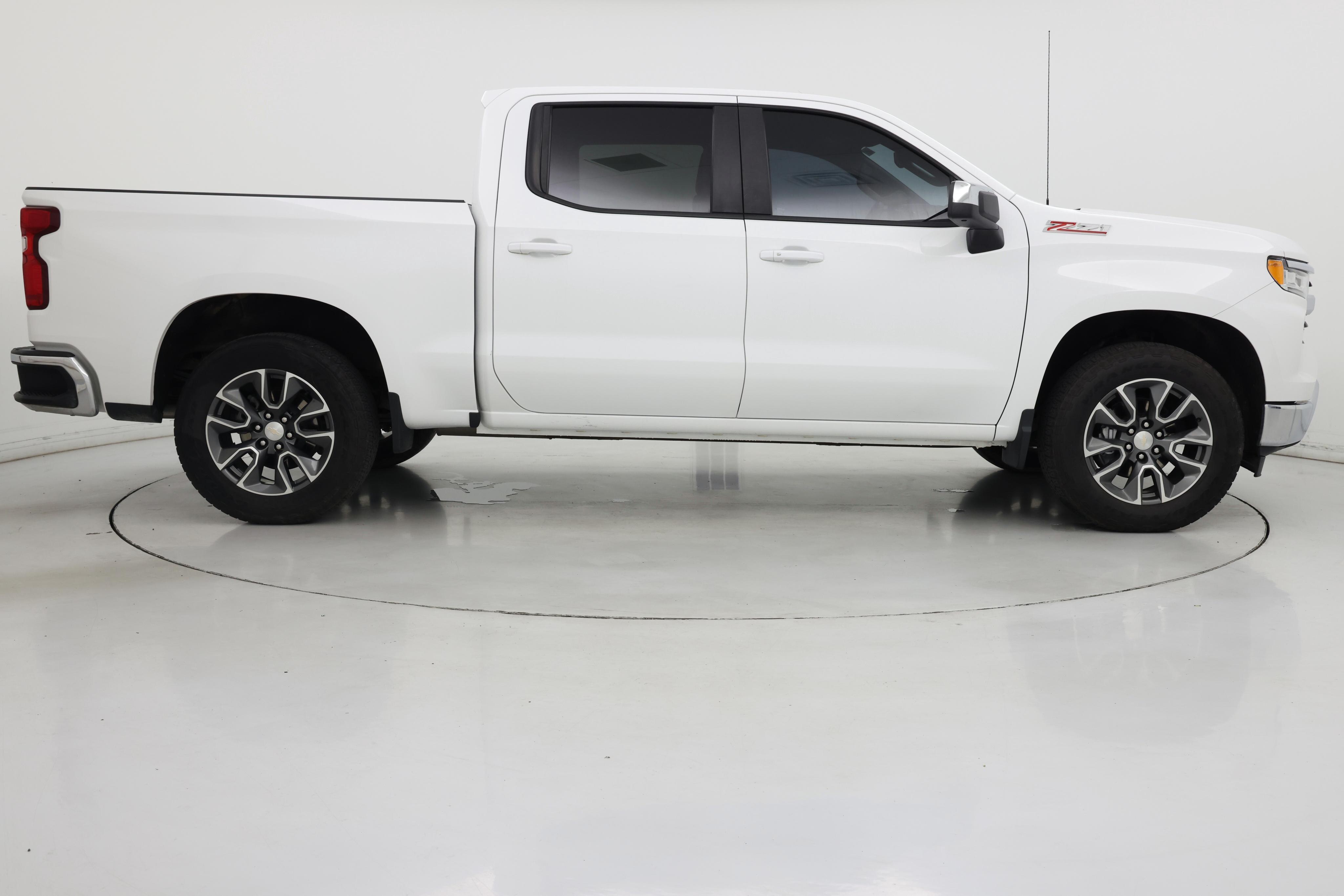 Thumbnail: 2023 Chevrolet Silverado 1500 - 7