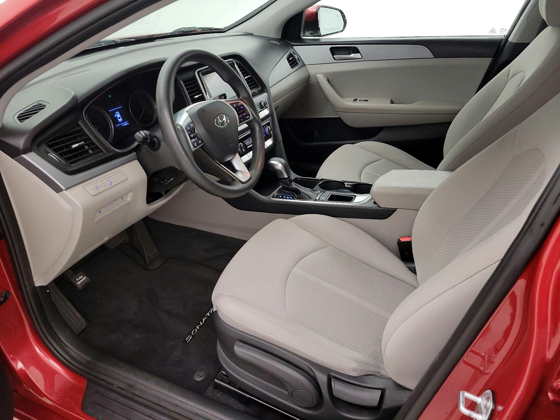Thumbnail: 2019 Hyundai Sonata - 11