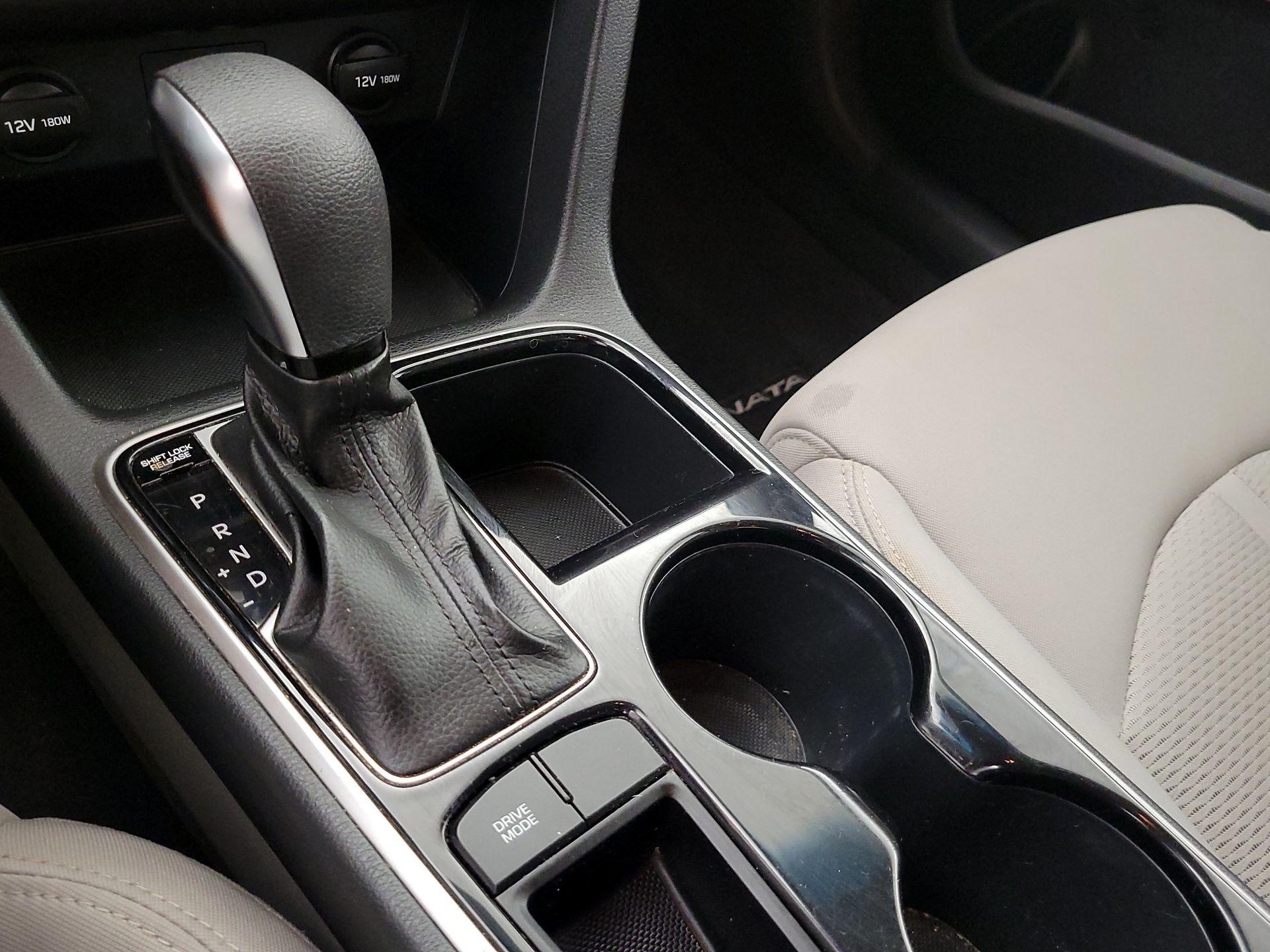 Thumbnail: 2019 Hyundai Sonata - 17