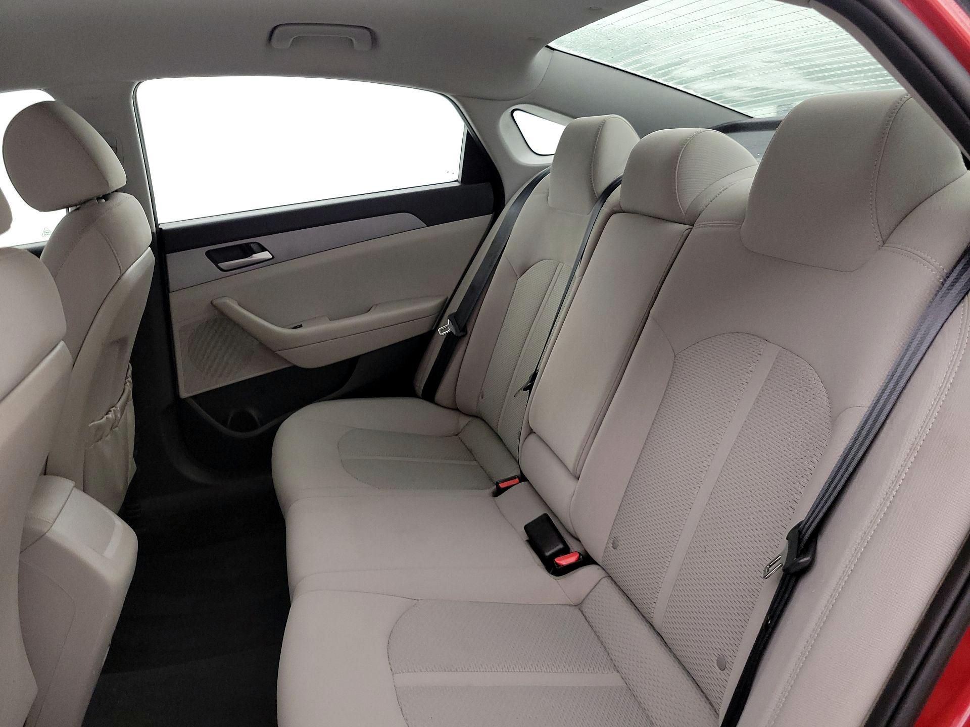 Thumbnail: 2019 Hyundai Sonata - 19