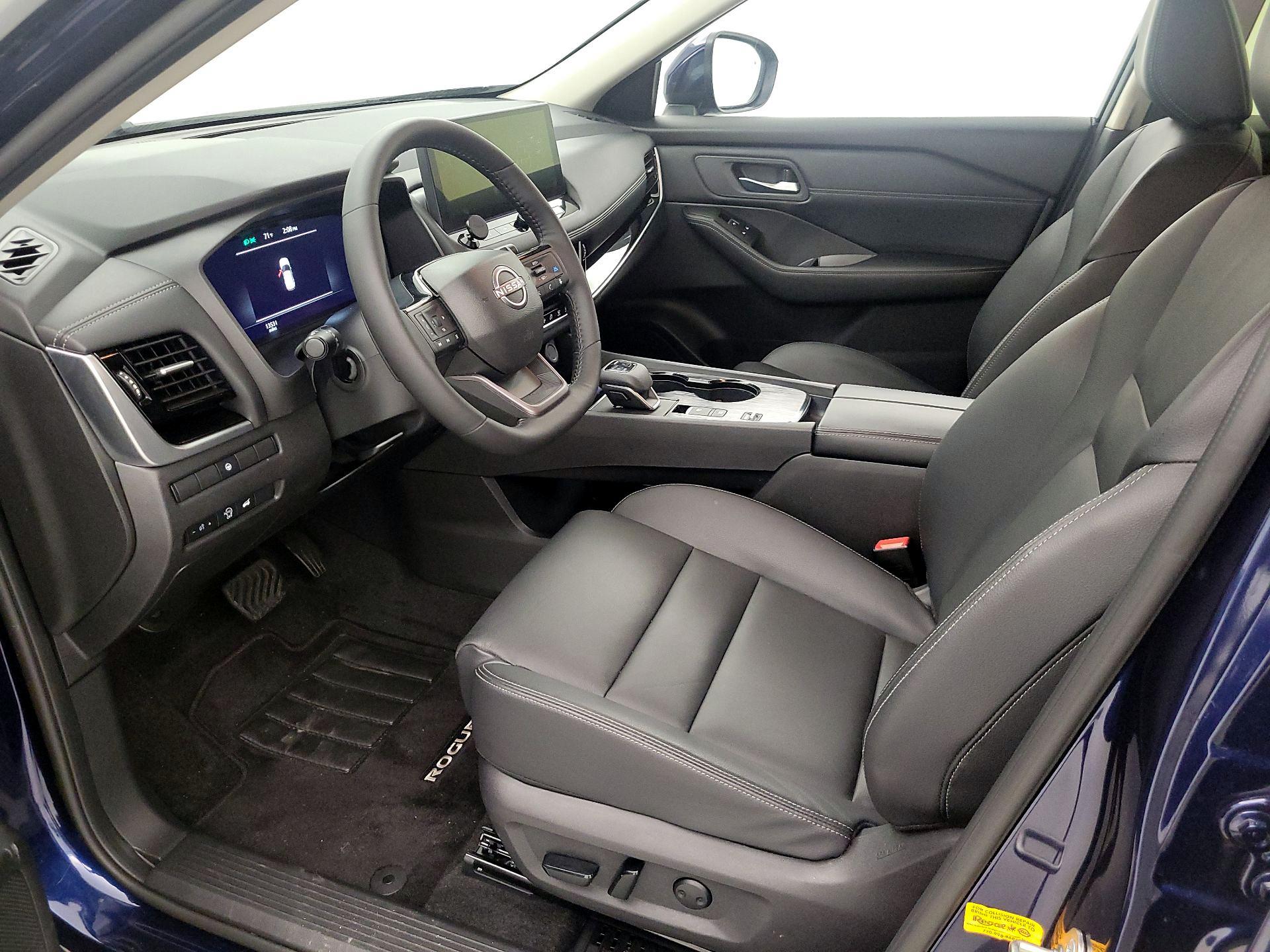 Thumbnail: 2025 Nissan Rogue - 11
