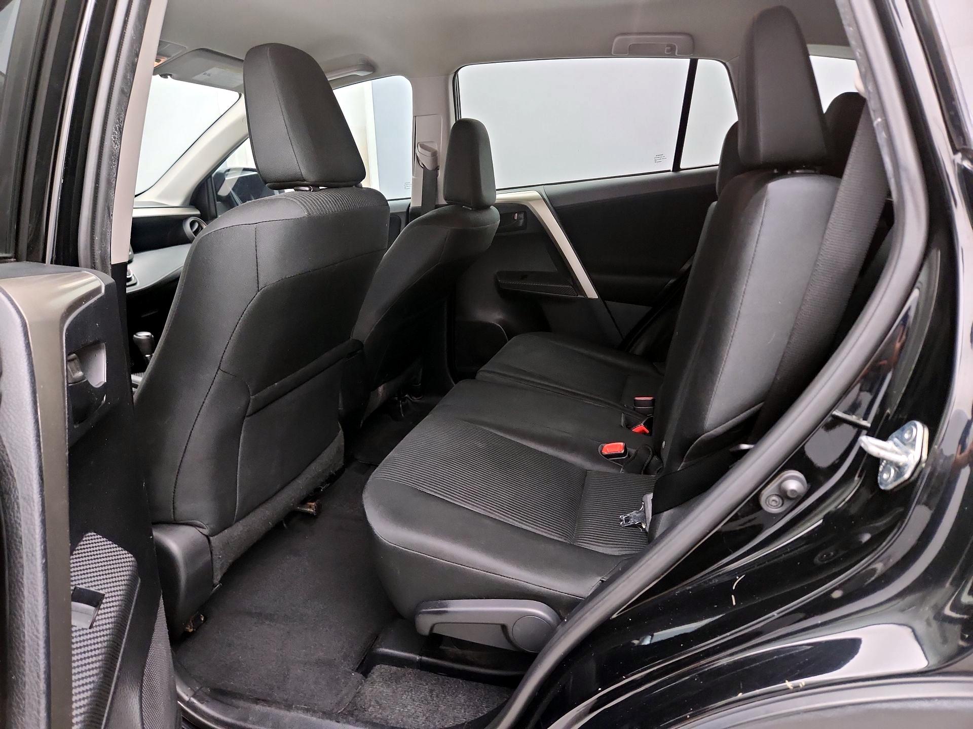 Thumbnail: 2014 Toyota RAV4 - 19