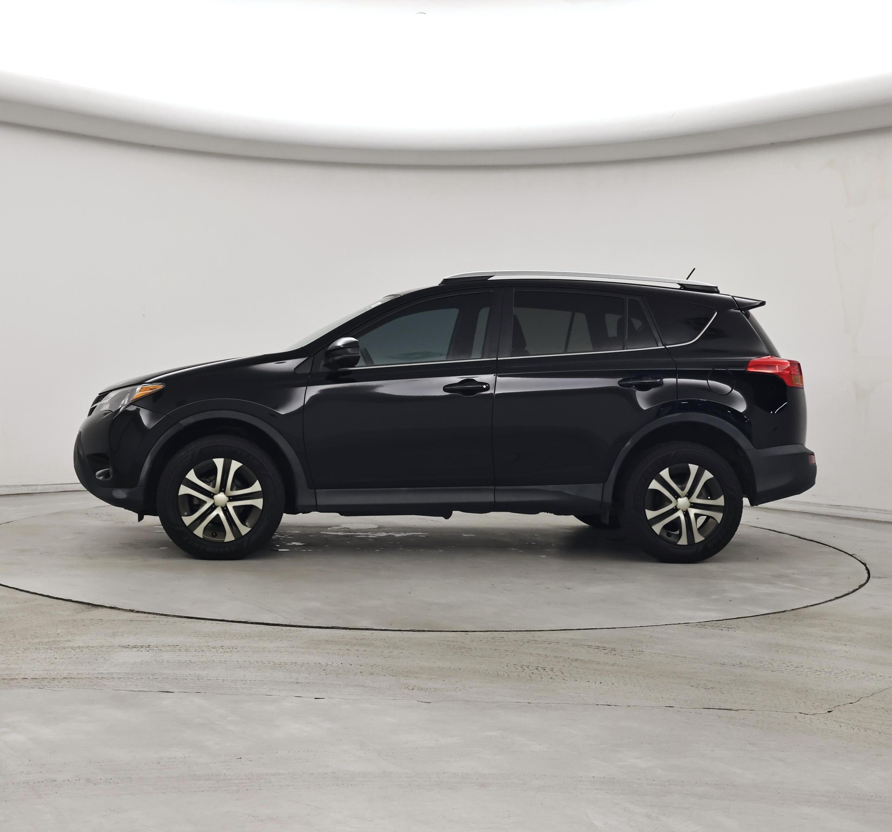 Thumbnail: 2014 Toyota RAV4 - 3