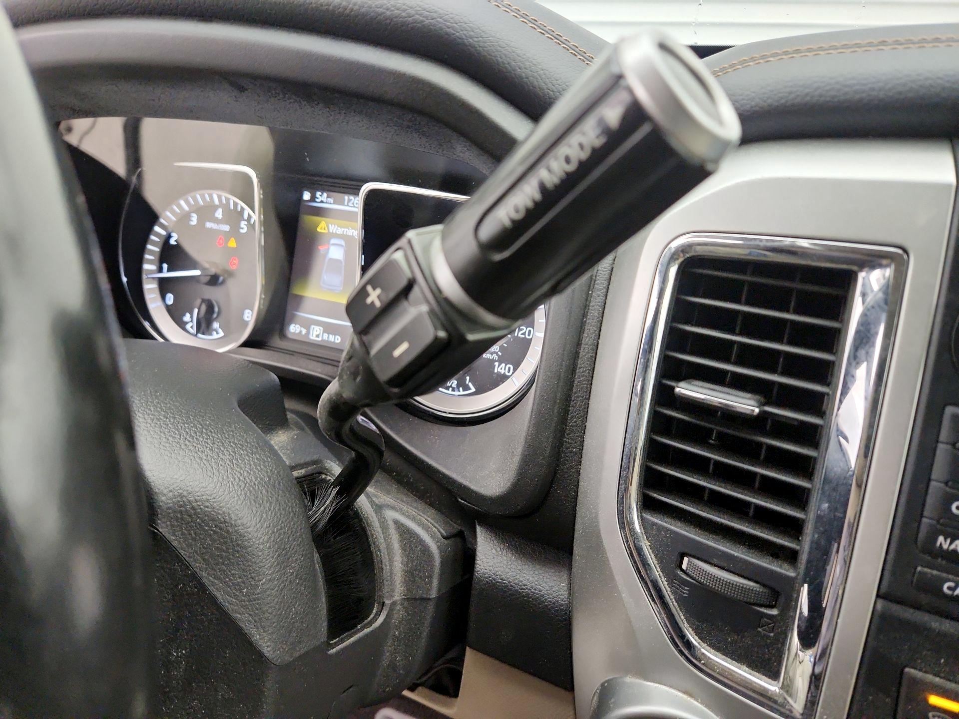 Thumbnail: 2017 Nissan Titan - 18