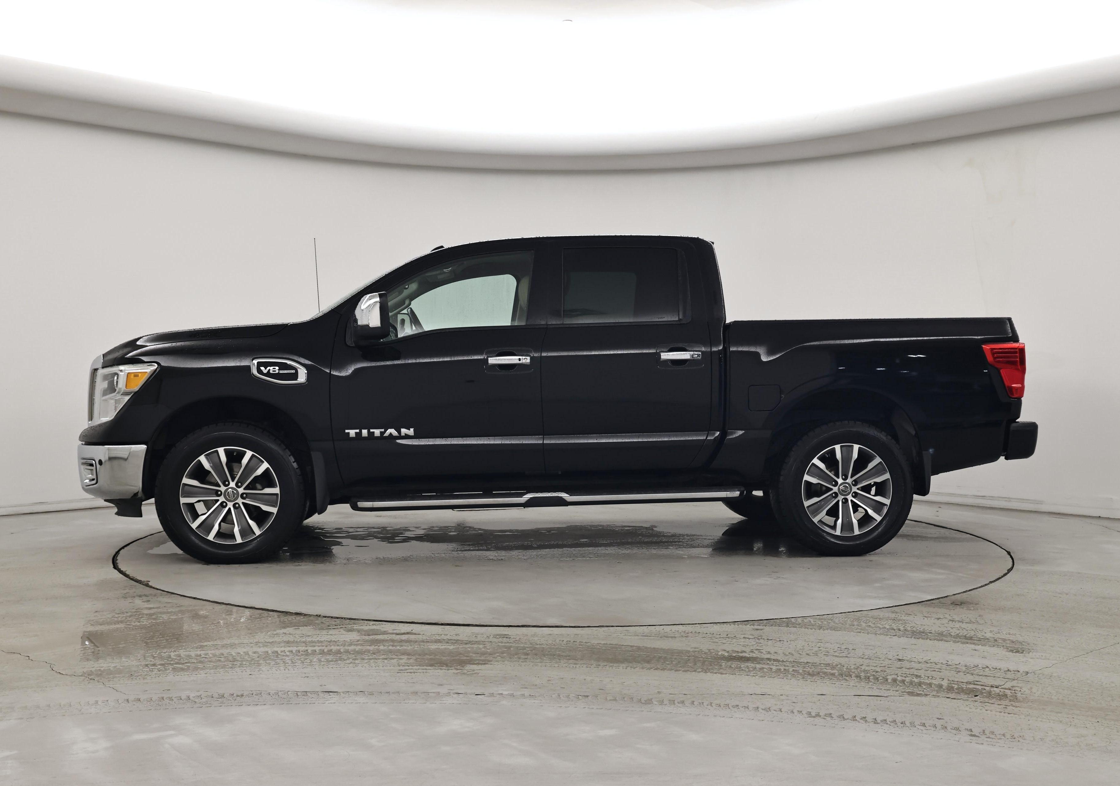 Thumbnail: 2017 Nissan Titan - 3