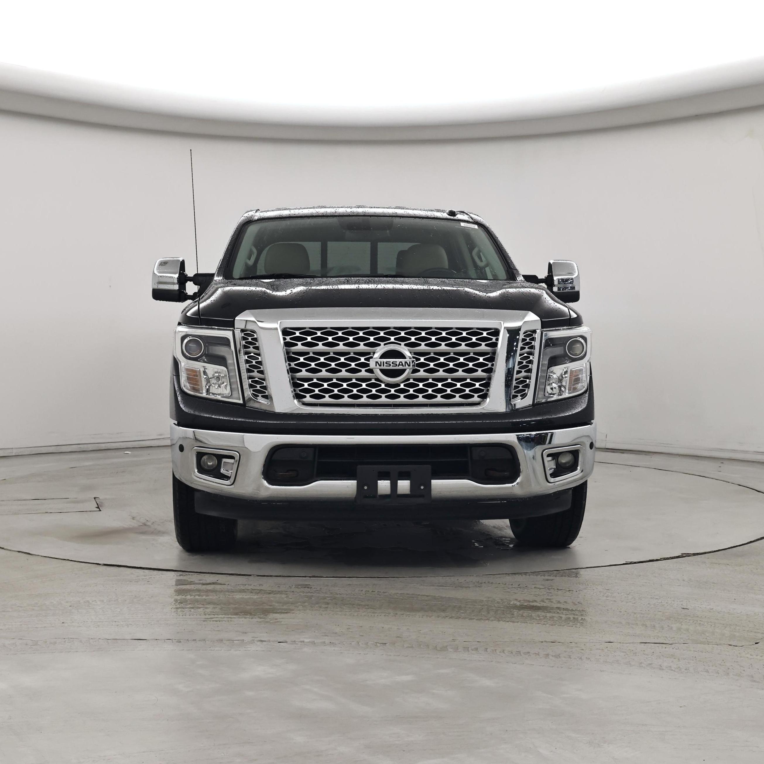 Thumbnail: 2017 Nissan Titan - 5