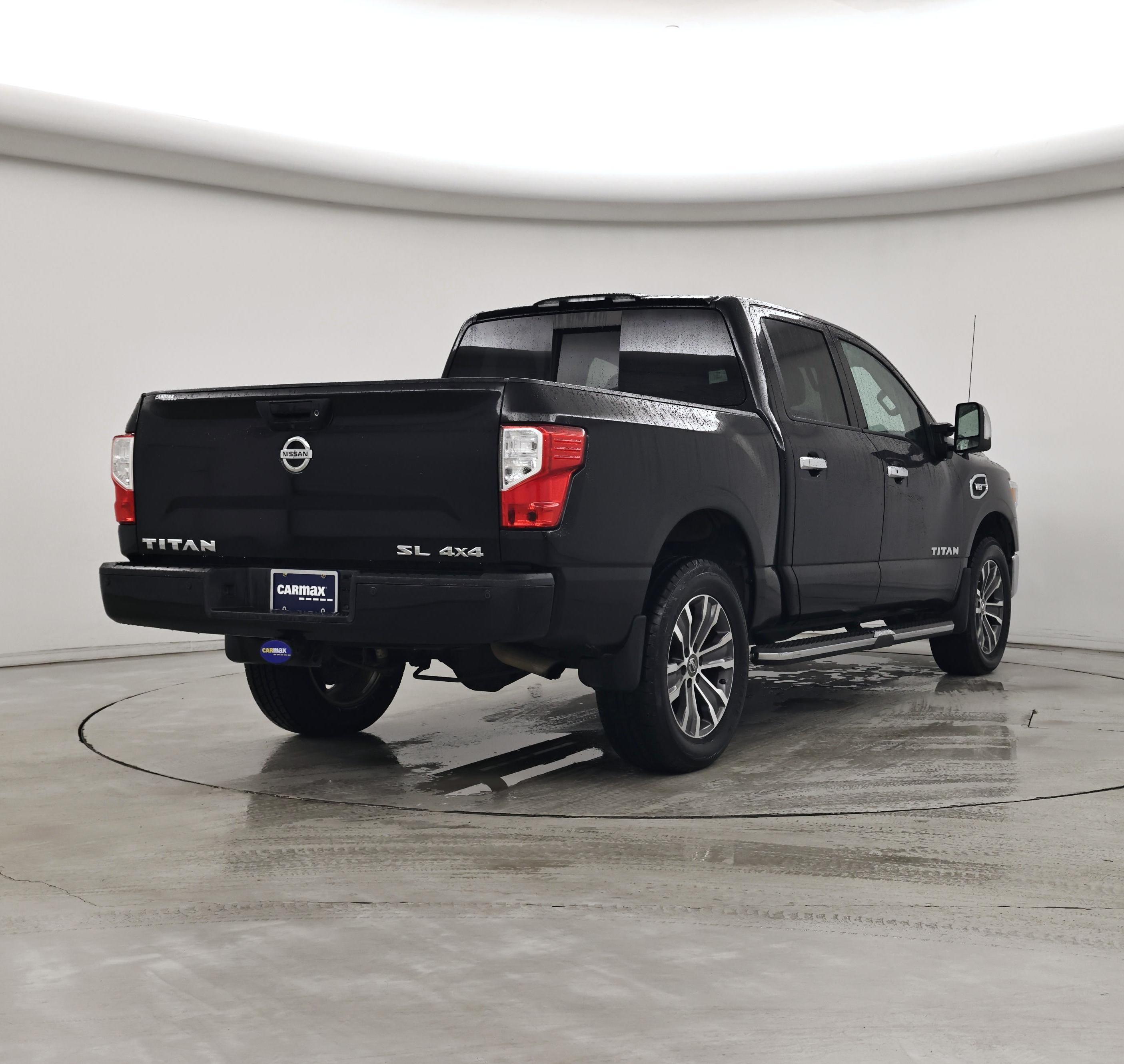 Thumbnail: 2017 Nissan Titan - 8