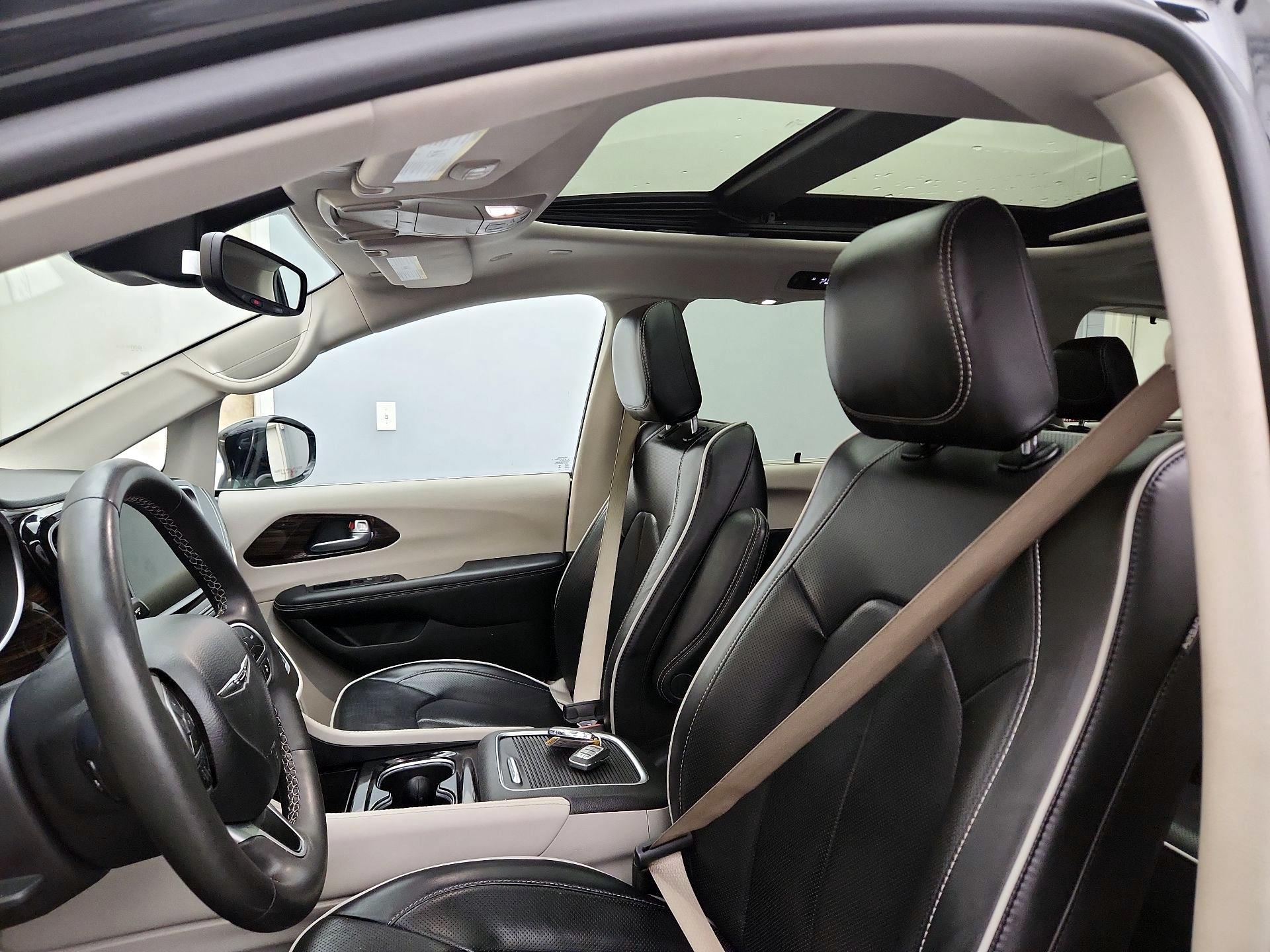 Thumbnail: 2024 Chrysler Pacifica - 20
