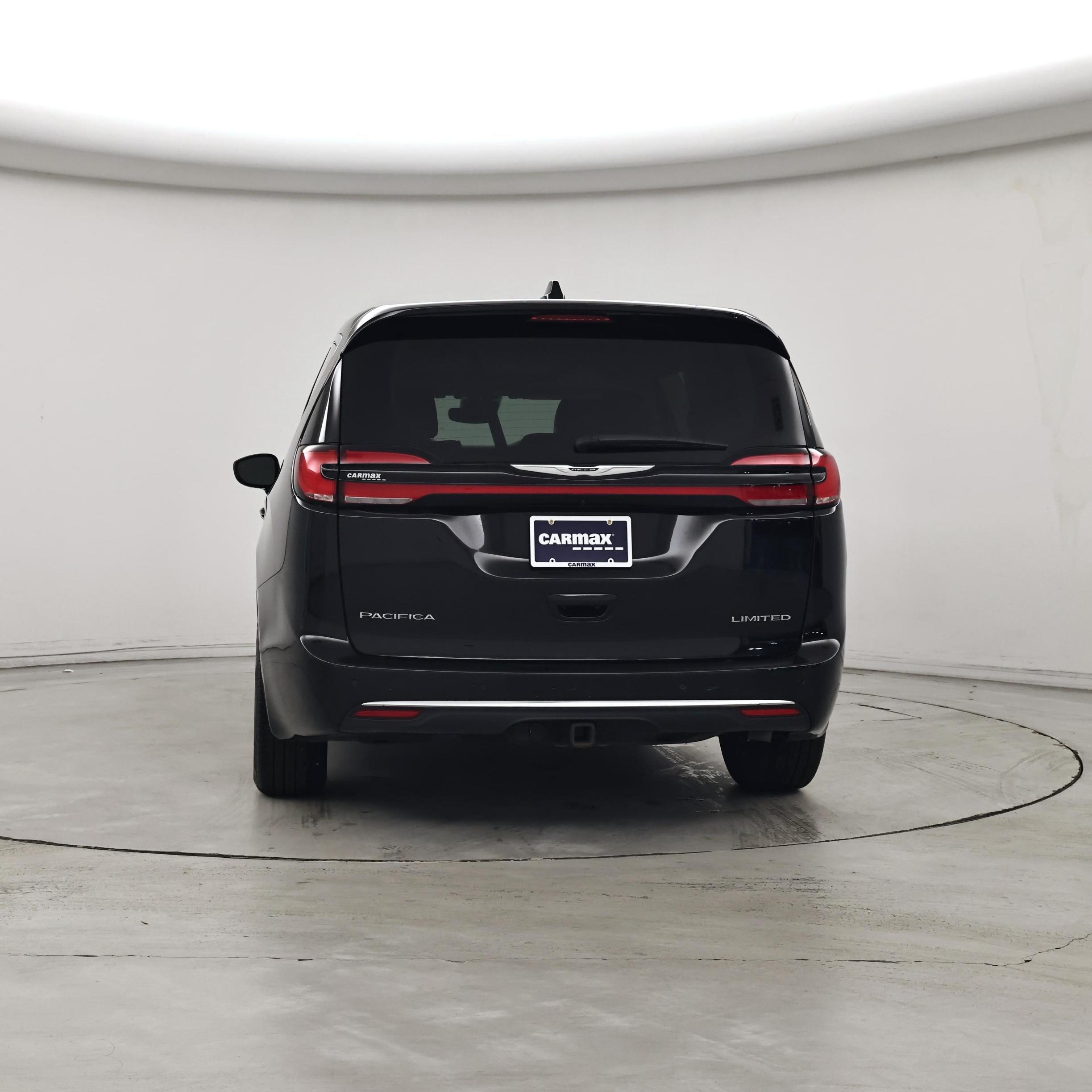 Thumbnail: 2024 Chrysler Pacifica - 6