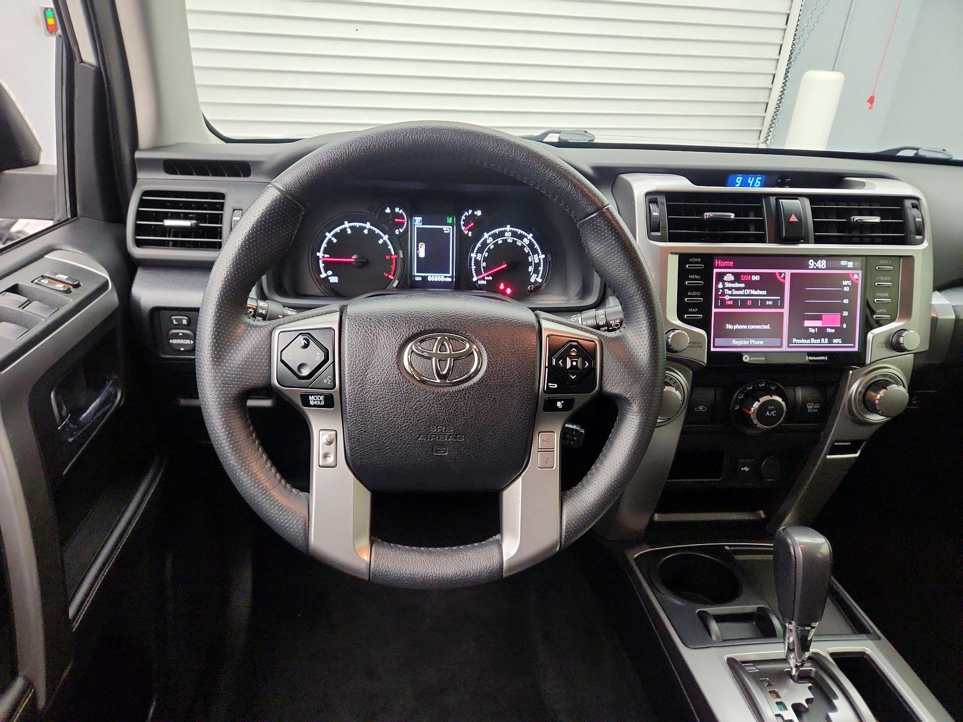 Thumbnail: 2023 Toyota 4Runner - 10