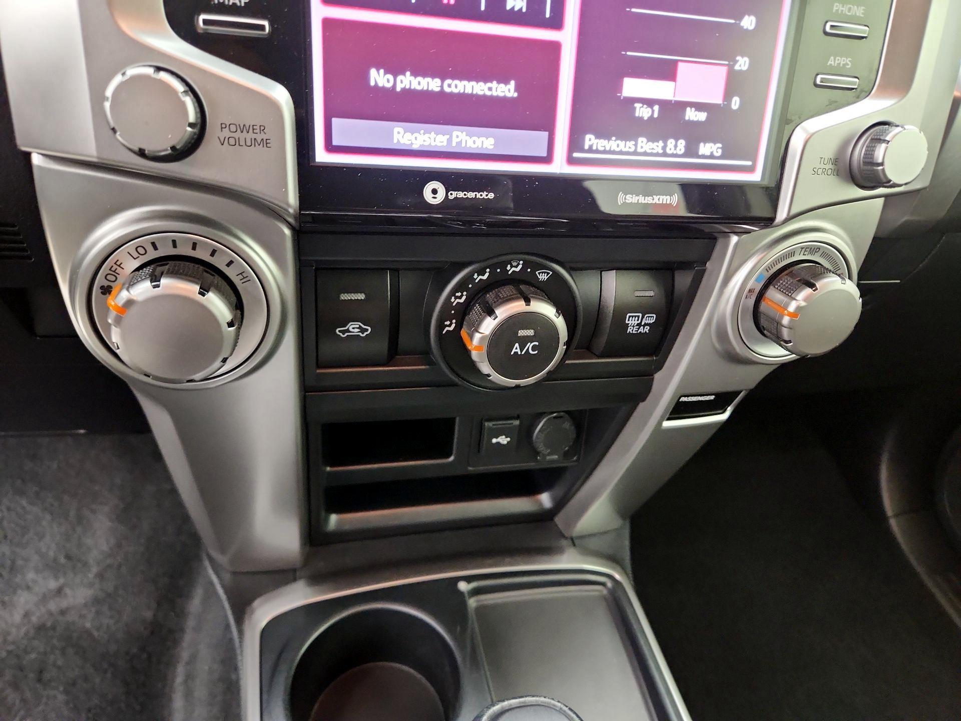 Thumbnail: 2023 Toyota 4Runner - 16