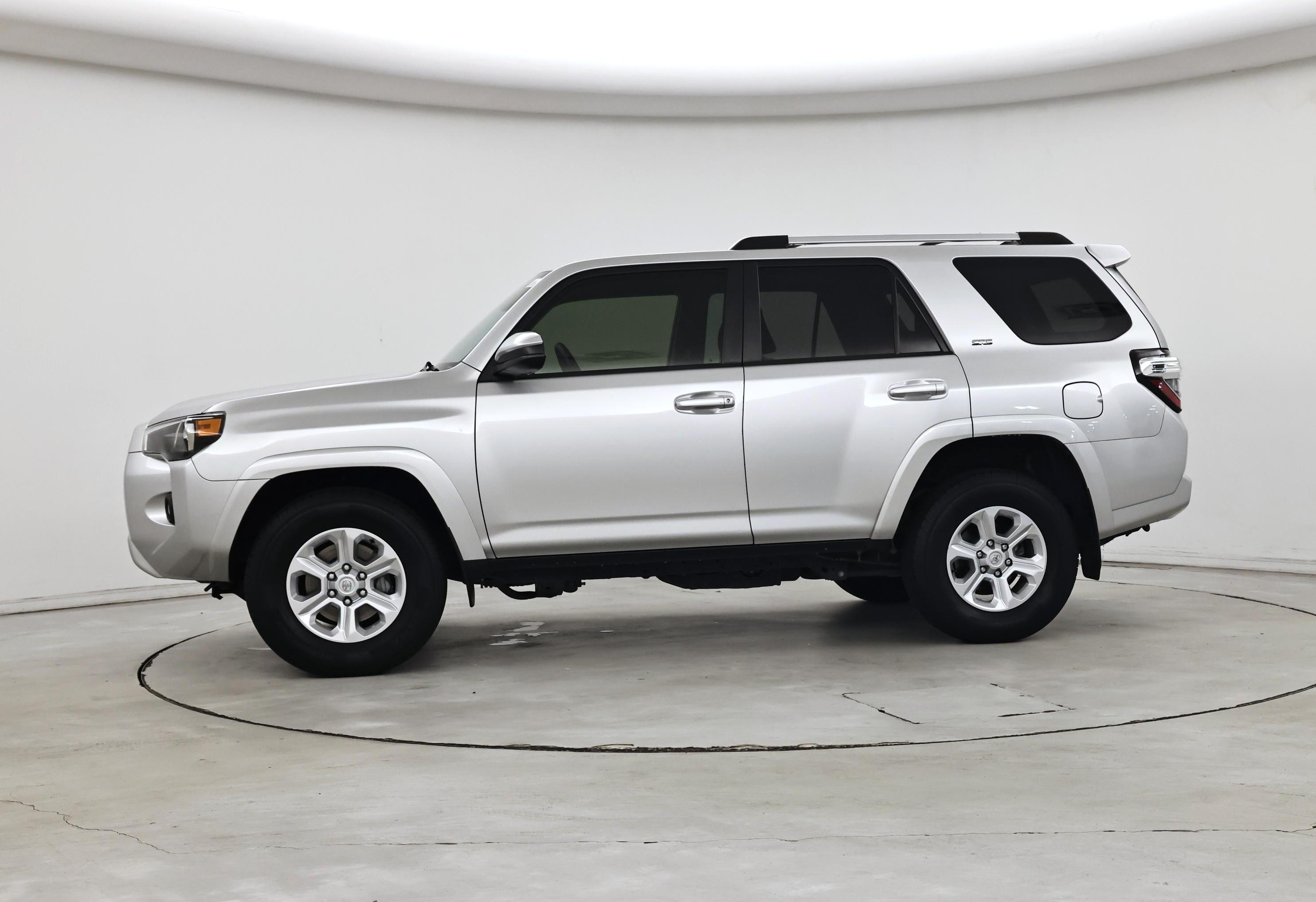 Thumbnail: 2023 Toyota 4Runner - 3