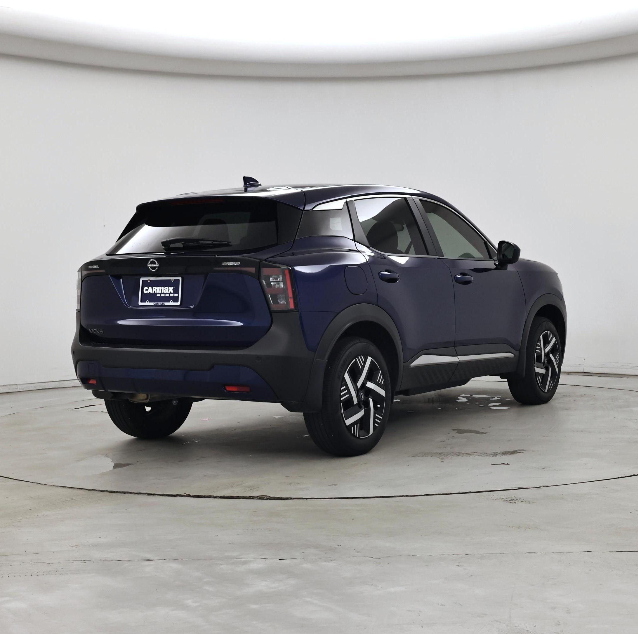 Thumbnail: 2025 Nissan Kicks - 8
