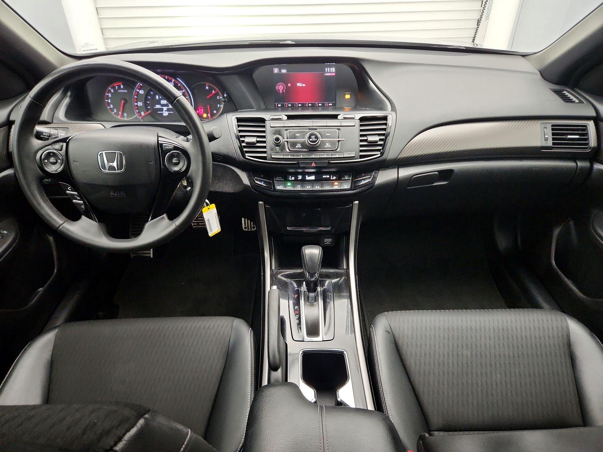 Thumbnail: 2017 Honda Accord - 9