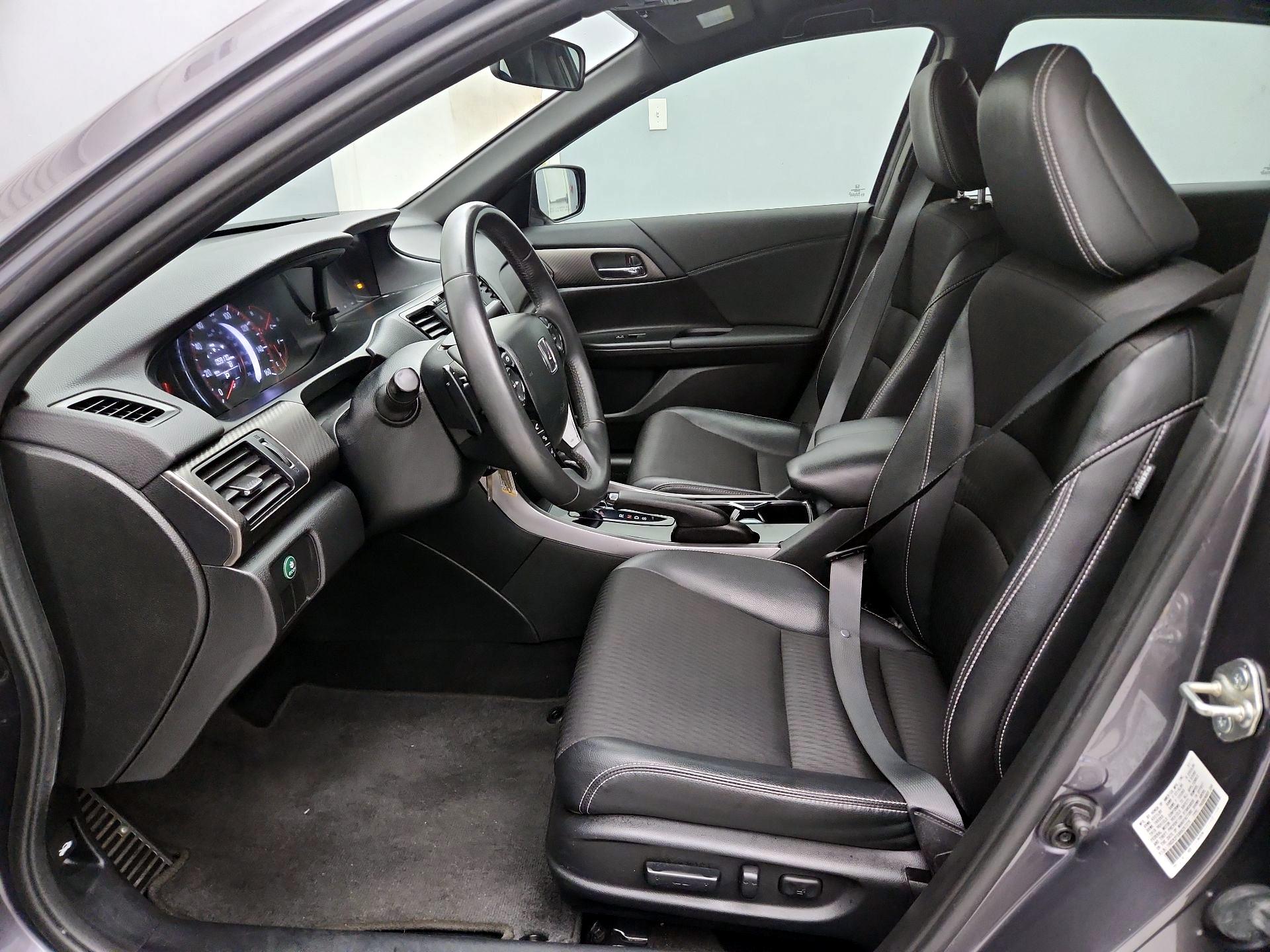 Thumbnail: 2017 Honda Accord - 11
