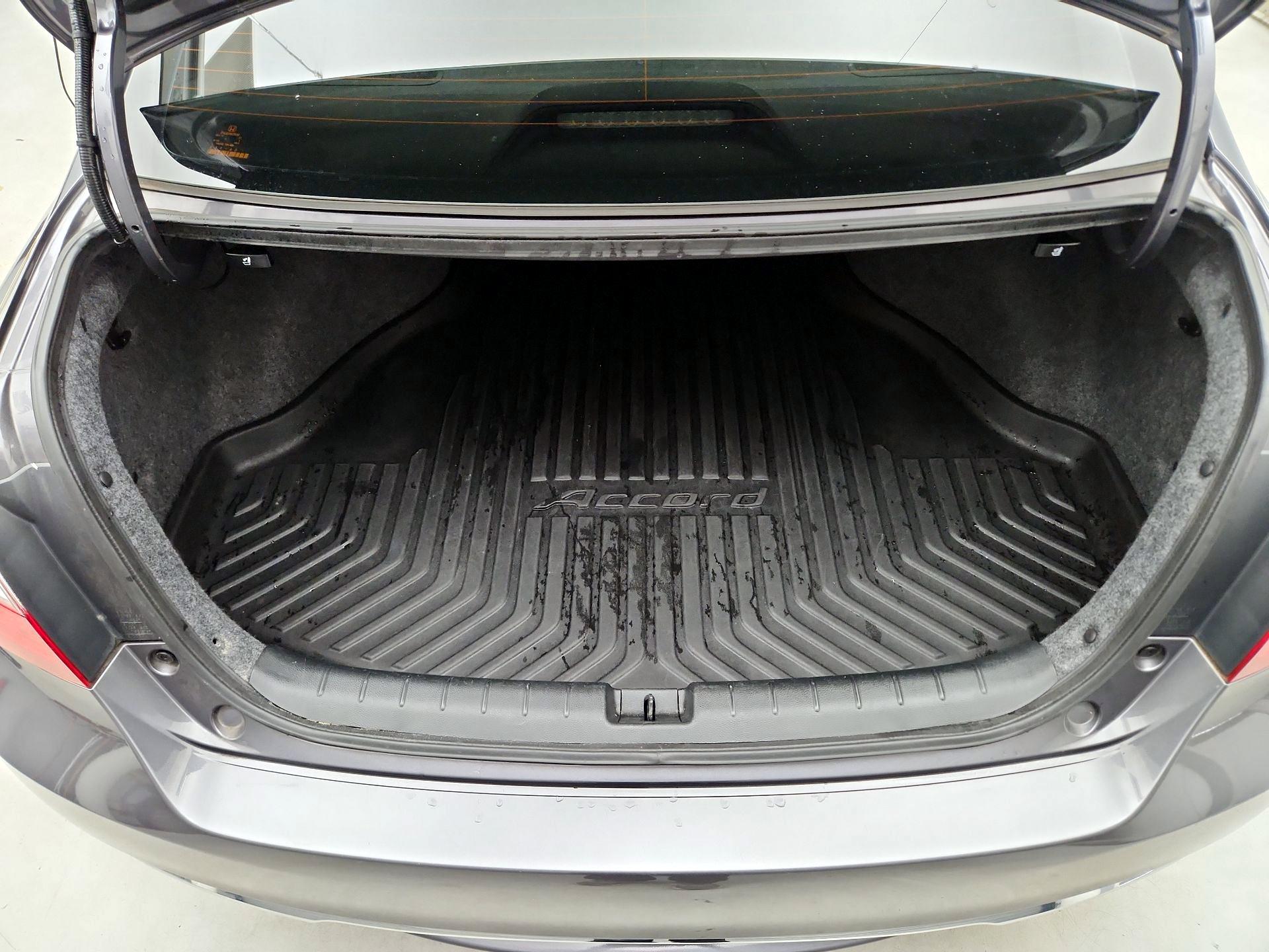 Thumbnail: 2017 Honda Accord - 19
