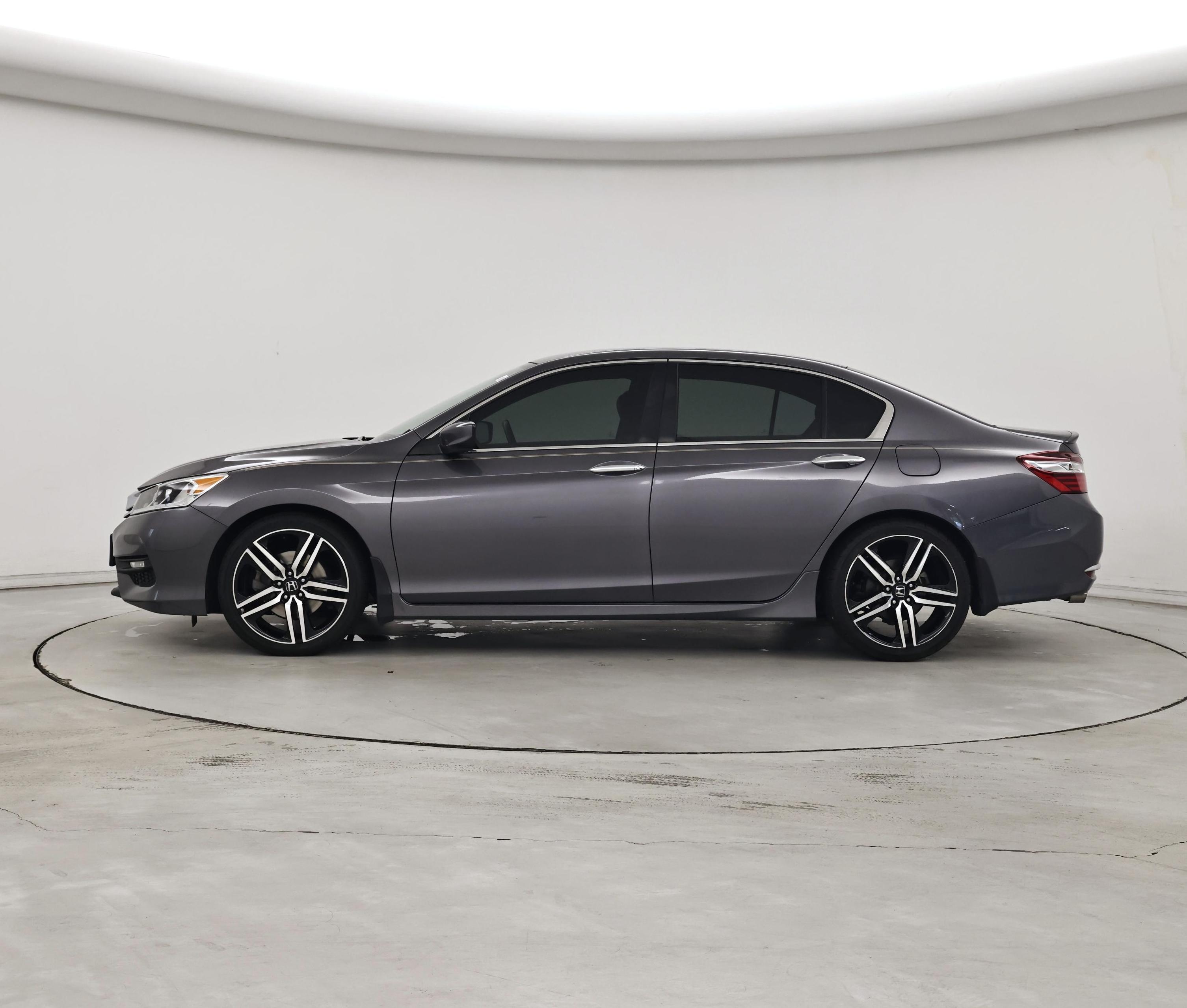 Thumbnail: 2017 Honda Accord - 3