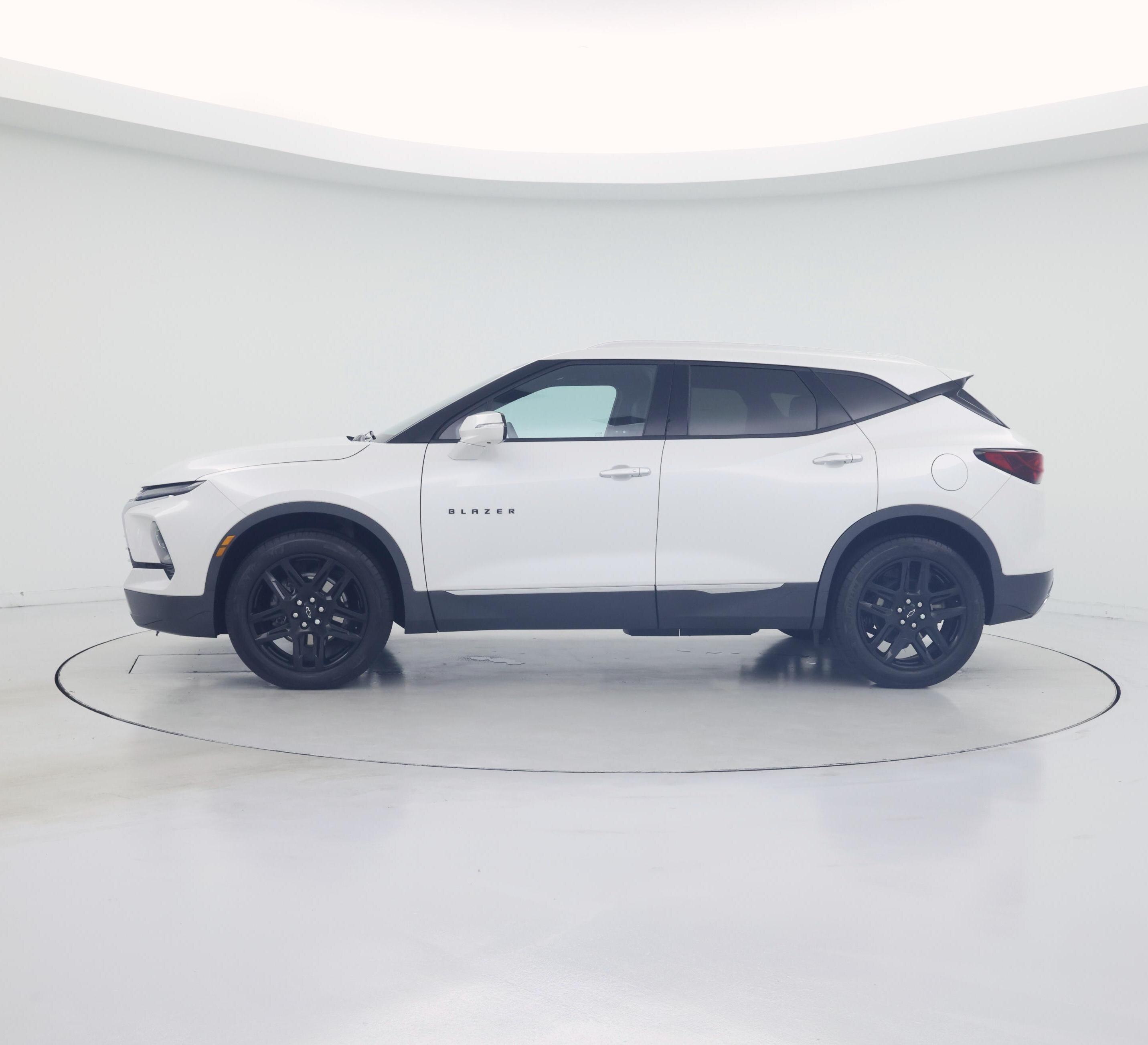 Thumbnail: 2024 Chevrolet Blazer - 3