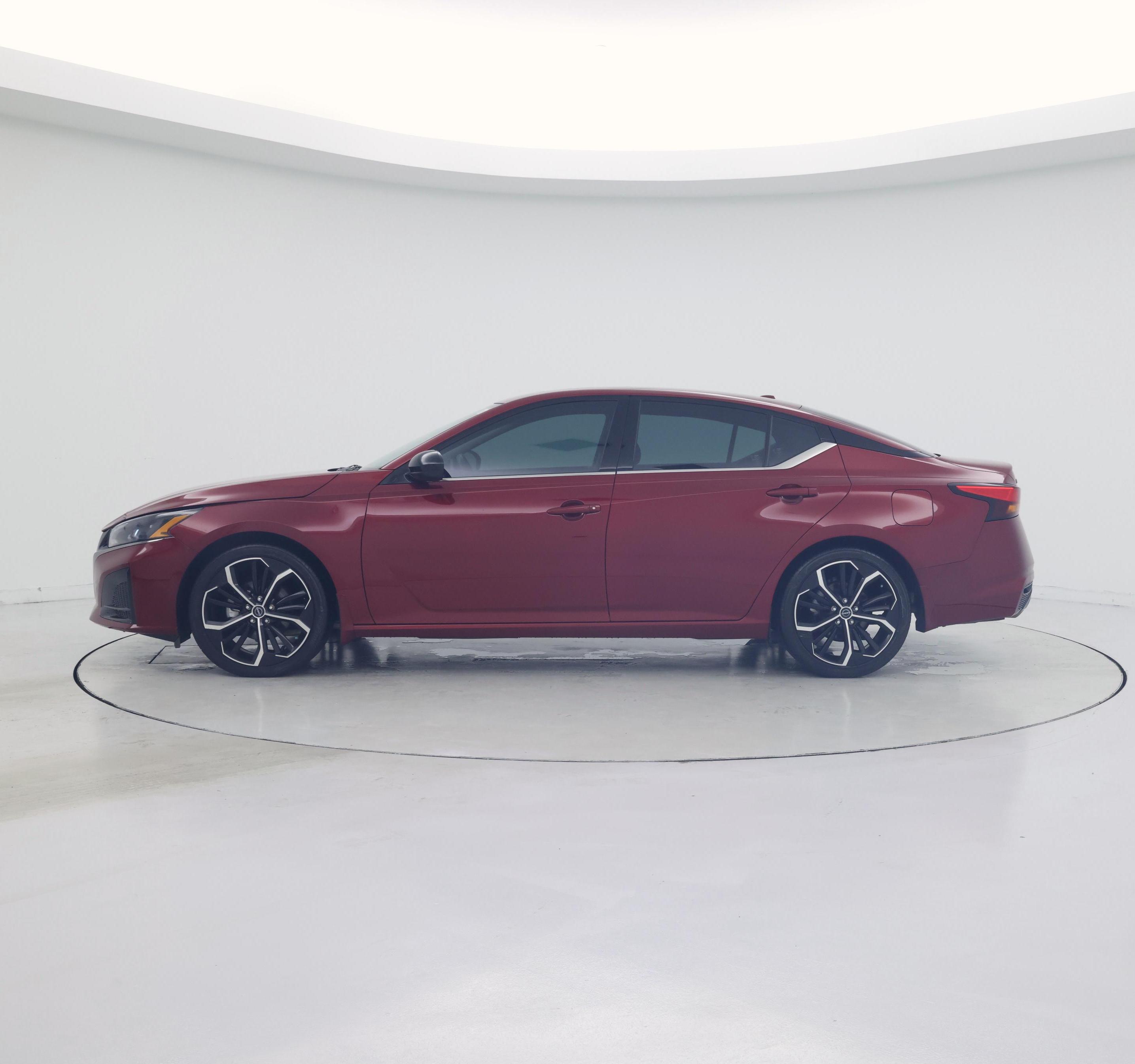 Thumbnail: 2024 Nissan Altima - 3
