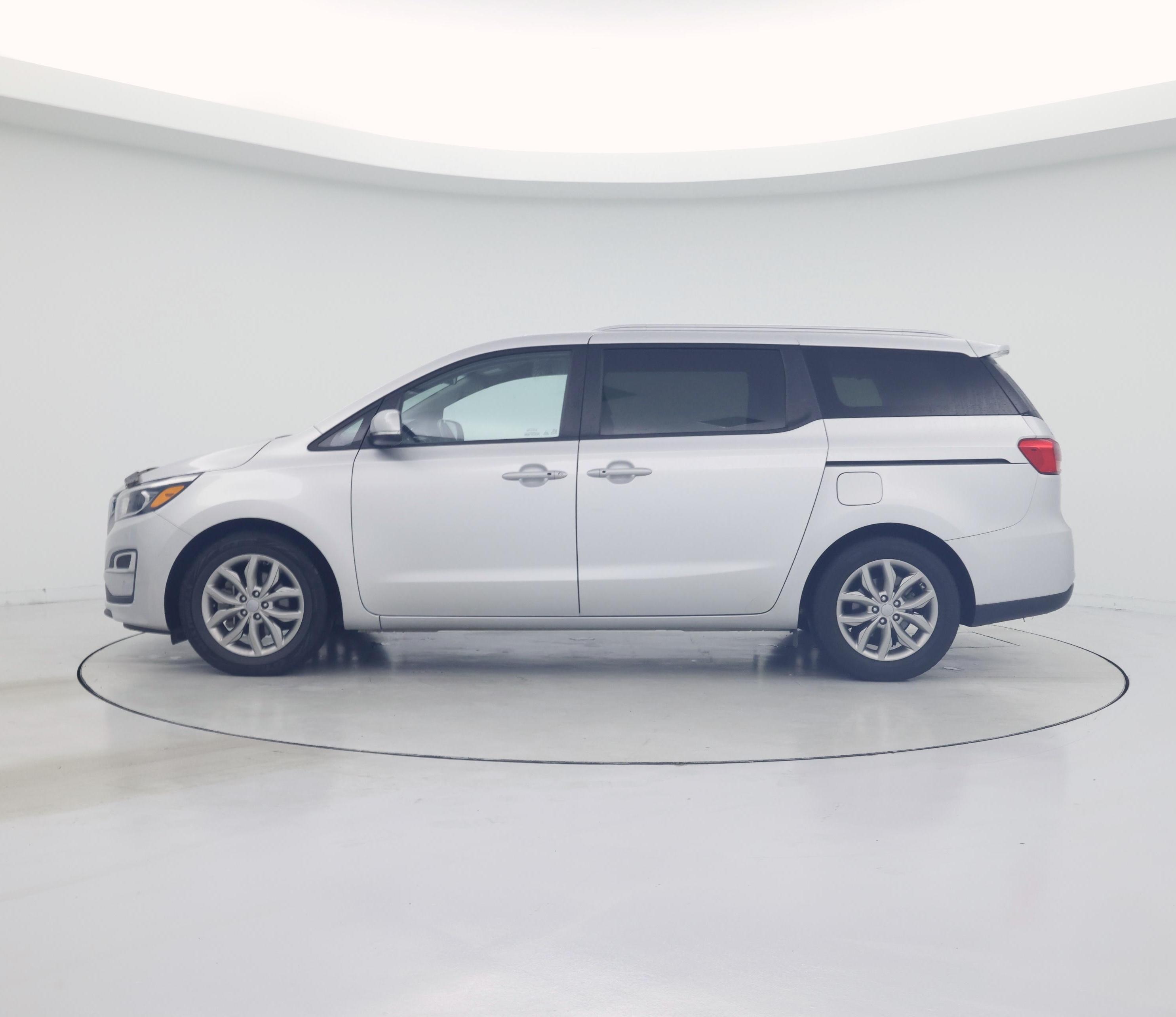 Thumbnail: 2021 Kia Sedona - 3