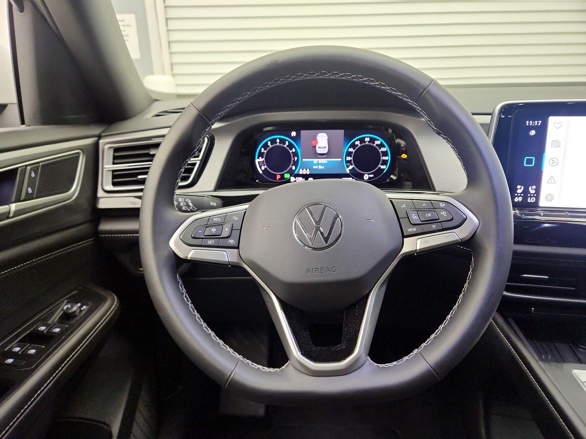 Thumbnail: 2025 Volkswagen Atlas - 10