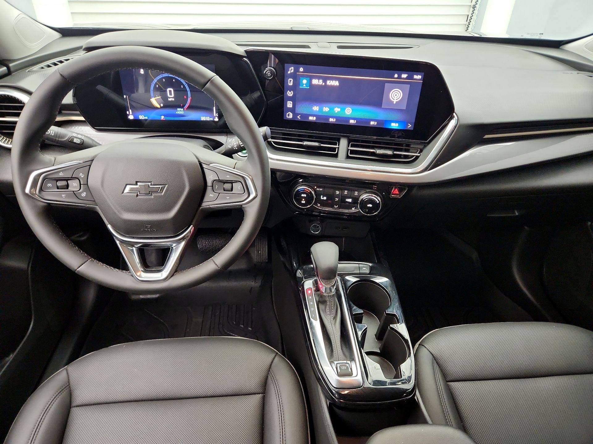 Thumbnail: 2025 Chevrolet Trax - 9