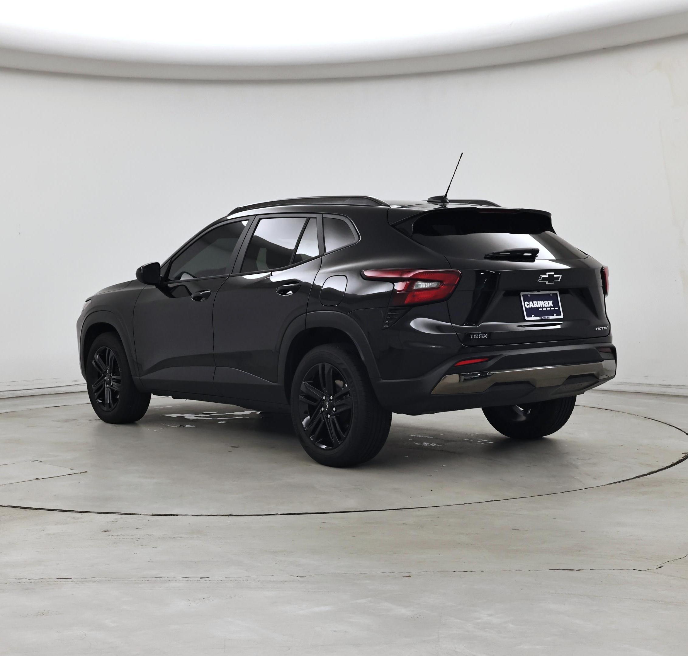 Thumbnail: 2025 Chevrolet Trax - 2