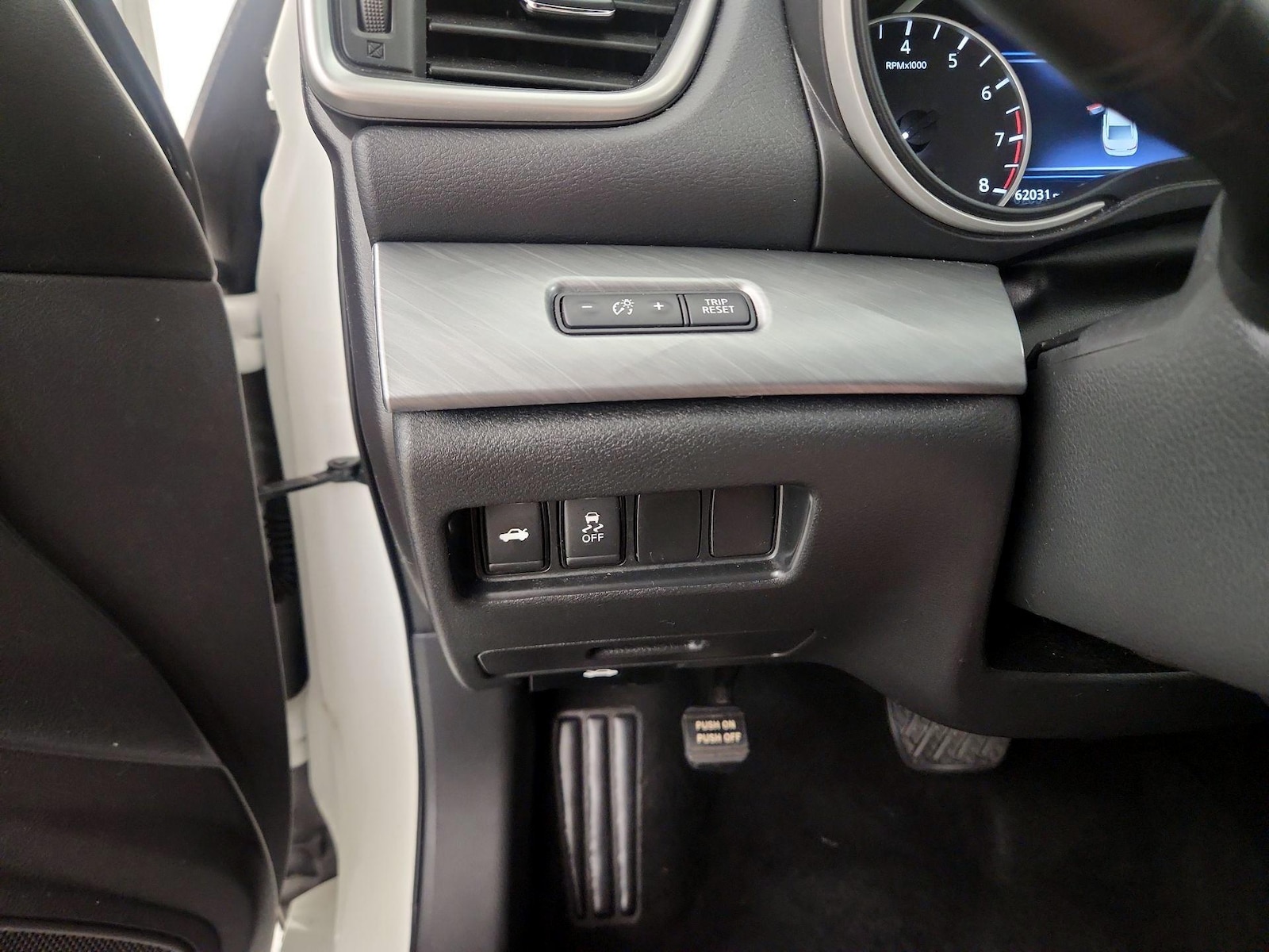 2017 Nissan Maxima SV - Photo 14