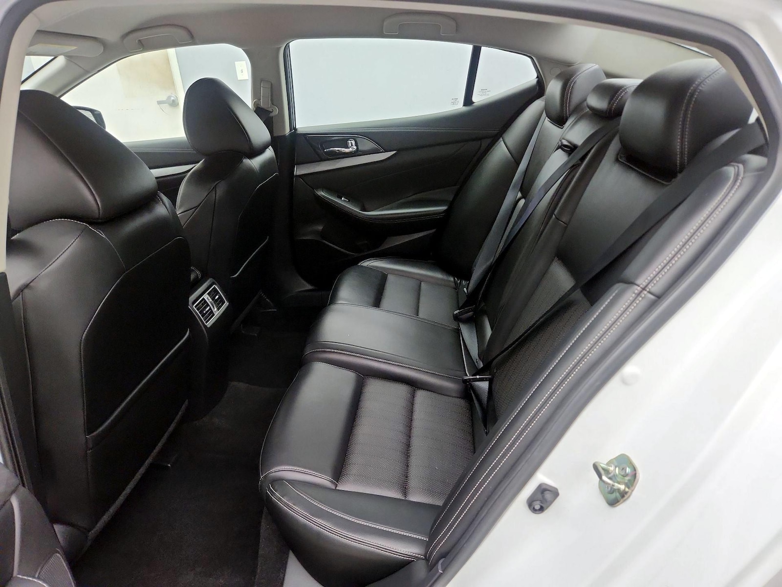 2017 Nissan Maxima SV - Photo 21