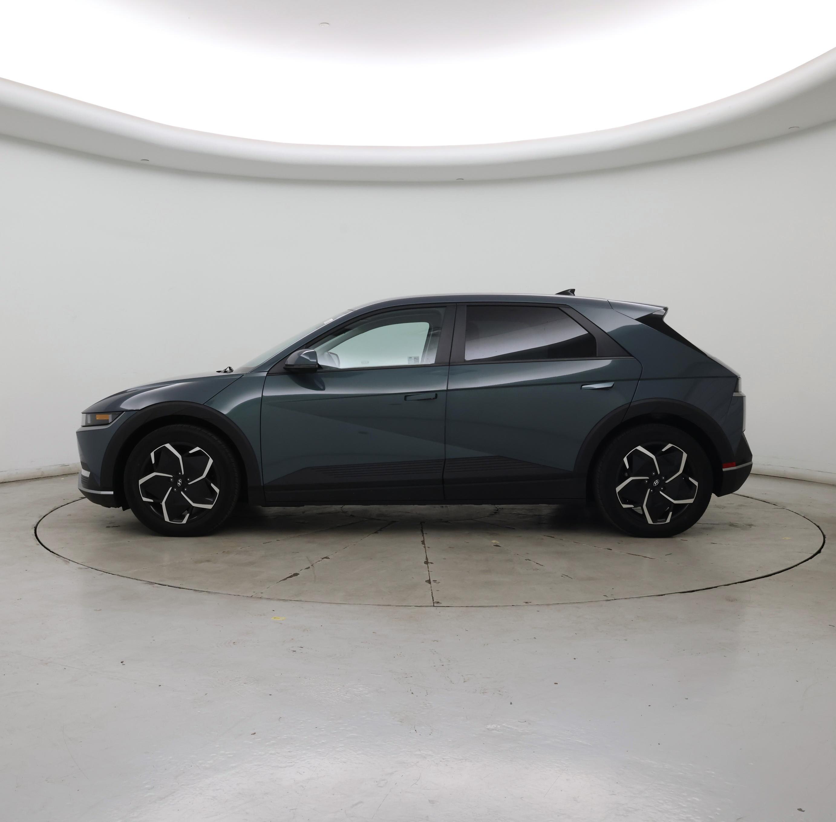 Thumbnail: 2024 Hyundai Ioniq 5 - 3
