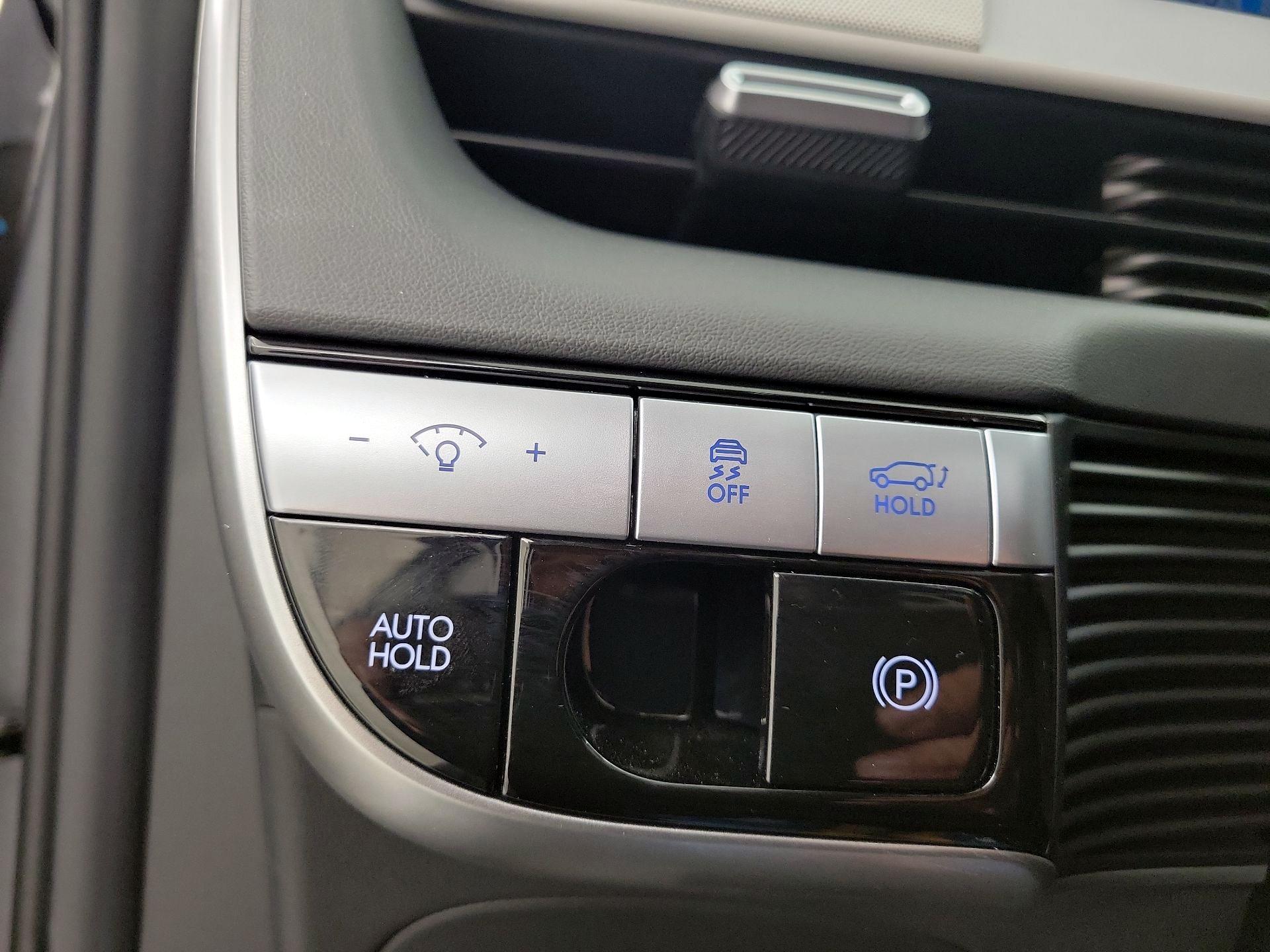 Thumbnail: 2024 Hyundai Ioniq 5 - 13