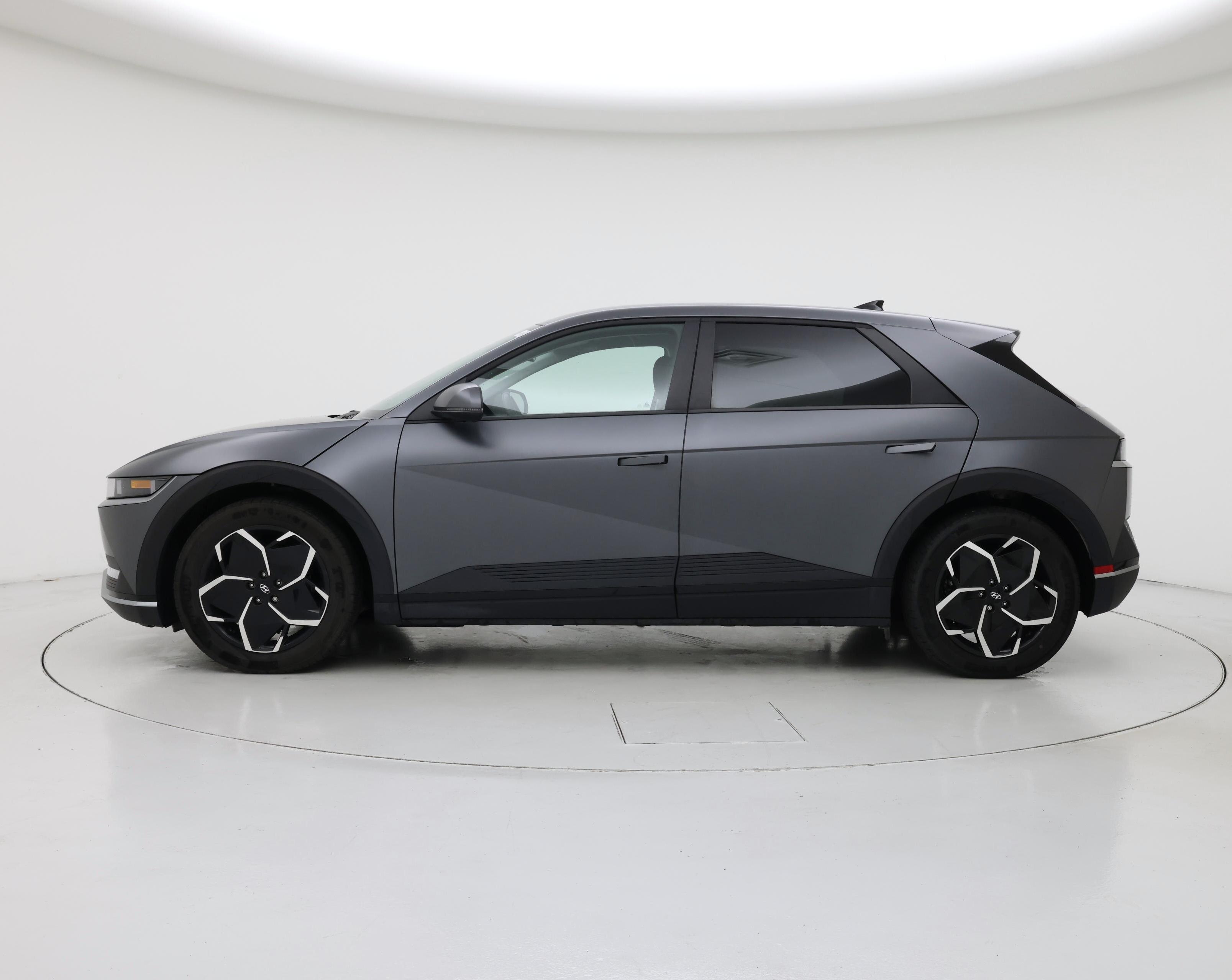 Thumbnail: 2024 Hyundai Ioniq 5 - 3