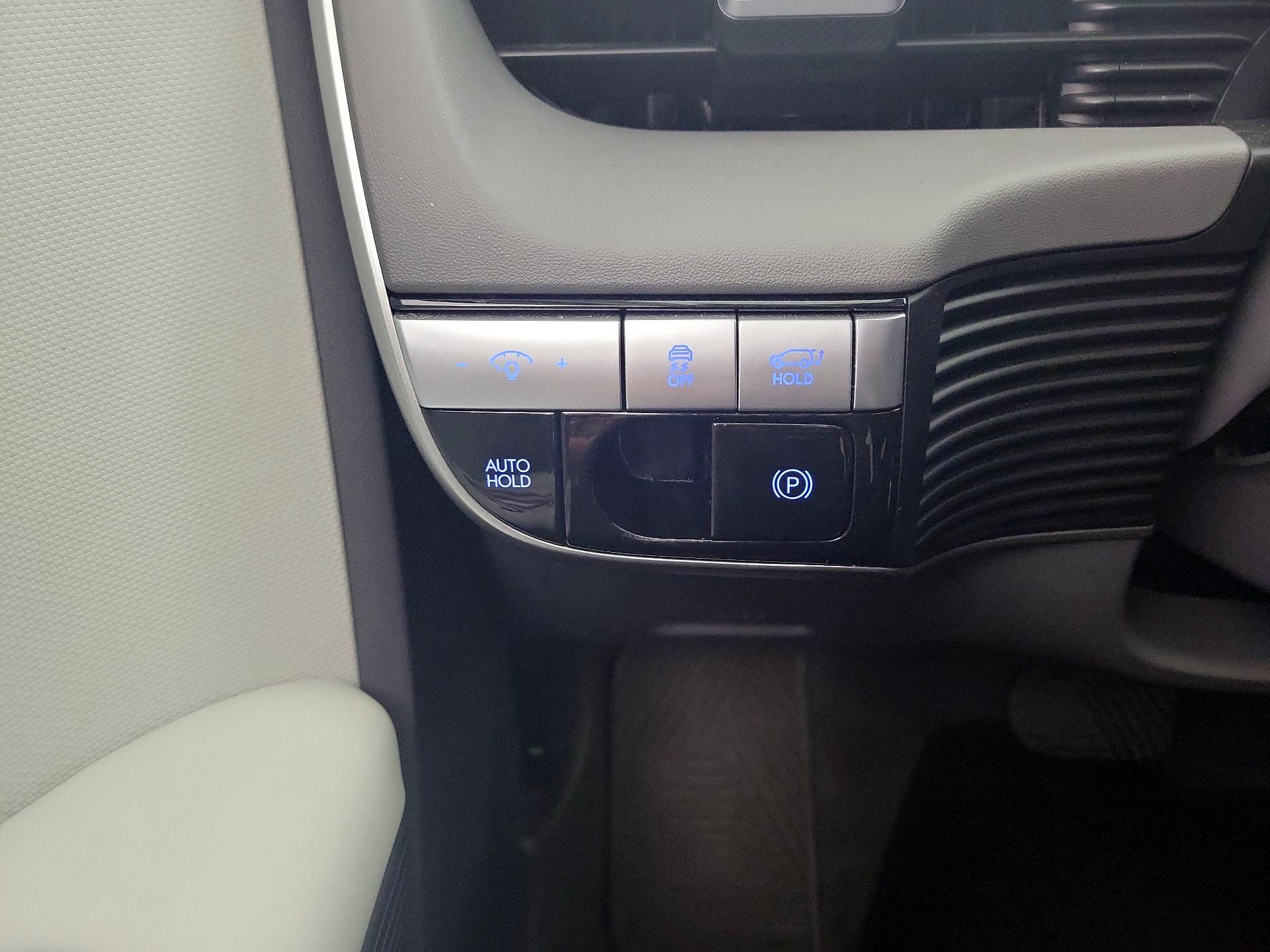Thumbnail: 2024 Hyundai Ioniq 5 - 13