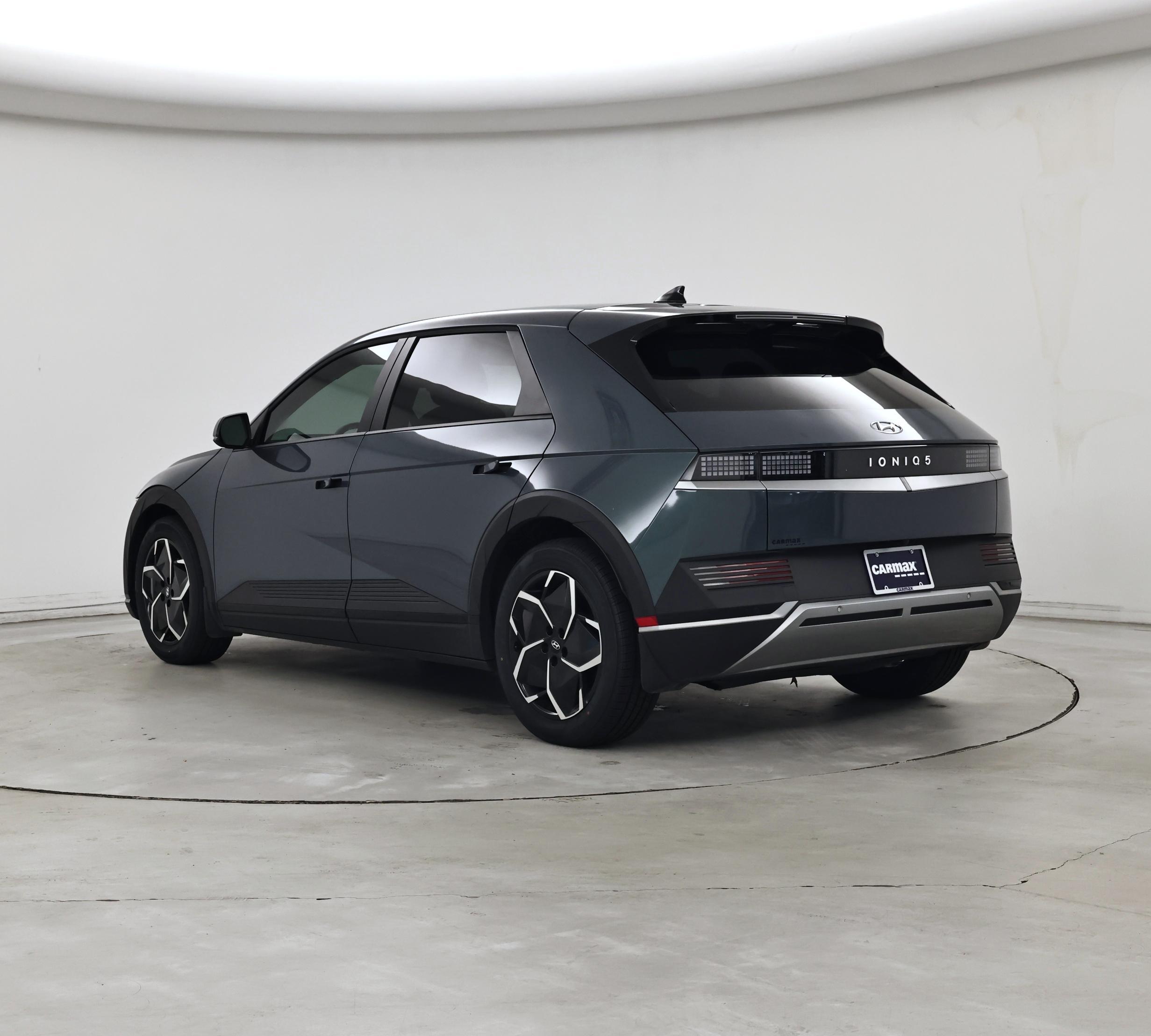 Thumbnail: 2024 Hyundai Ioniq 5 - 2