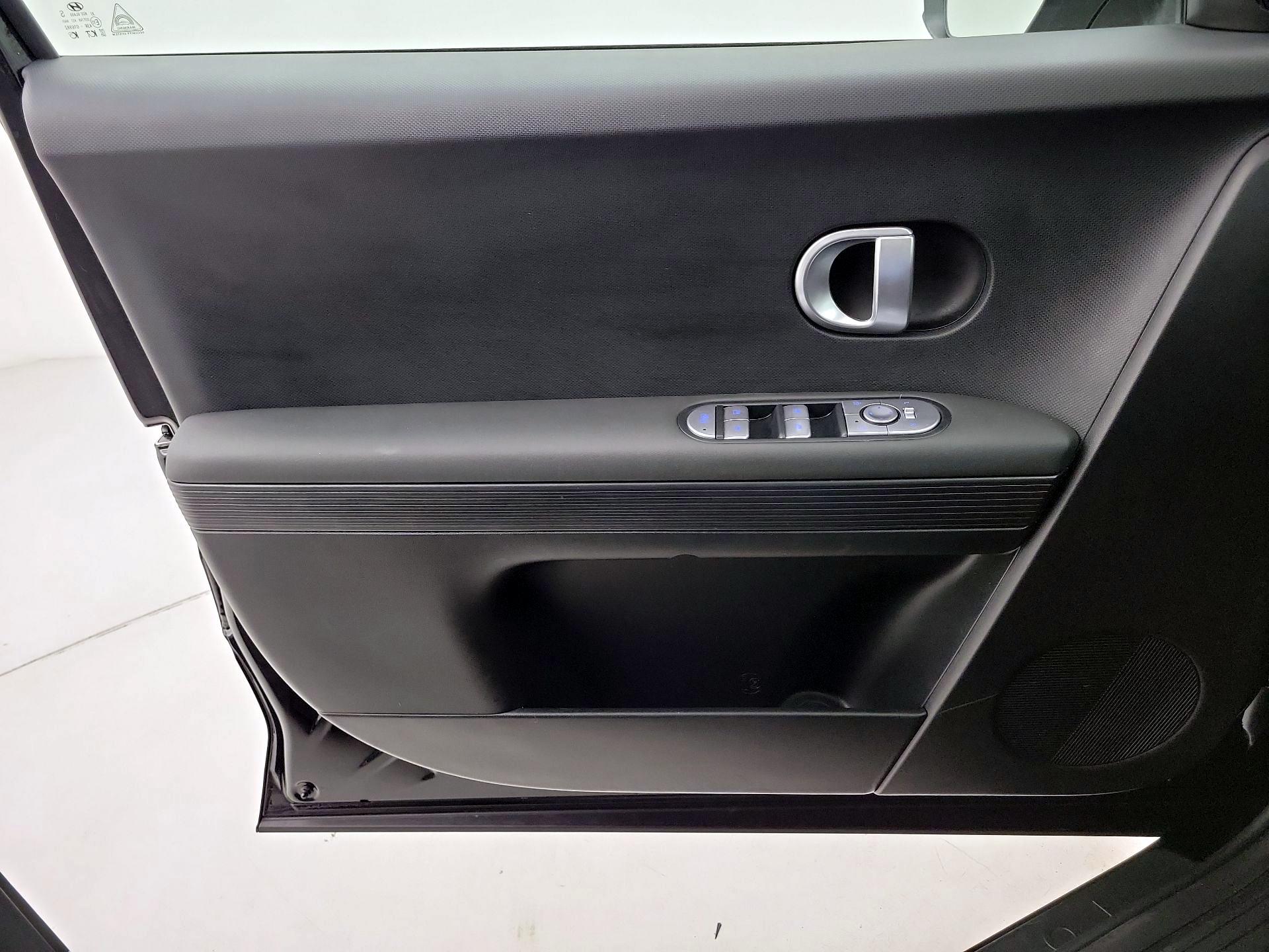 Thumbnail: 2024 Hyundai Ioniq 5 - 12