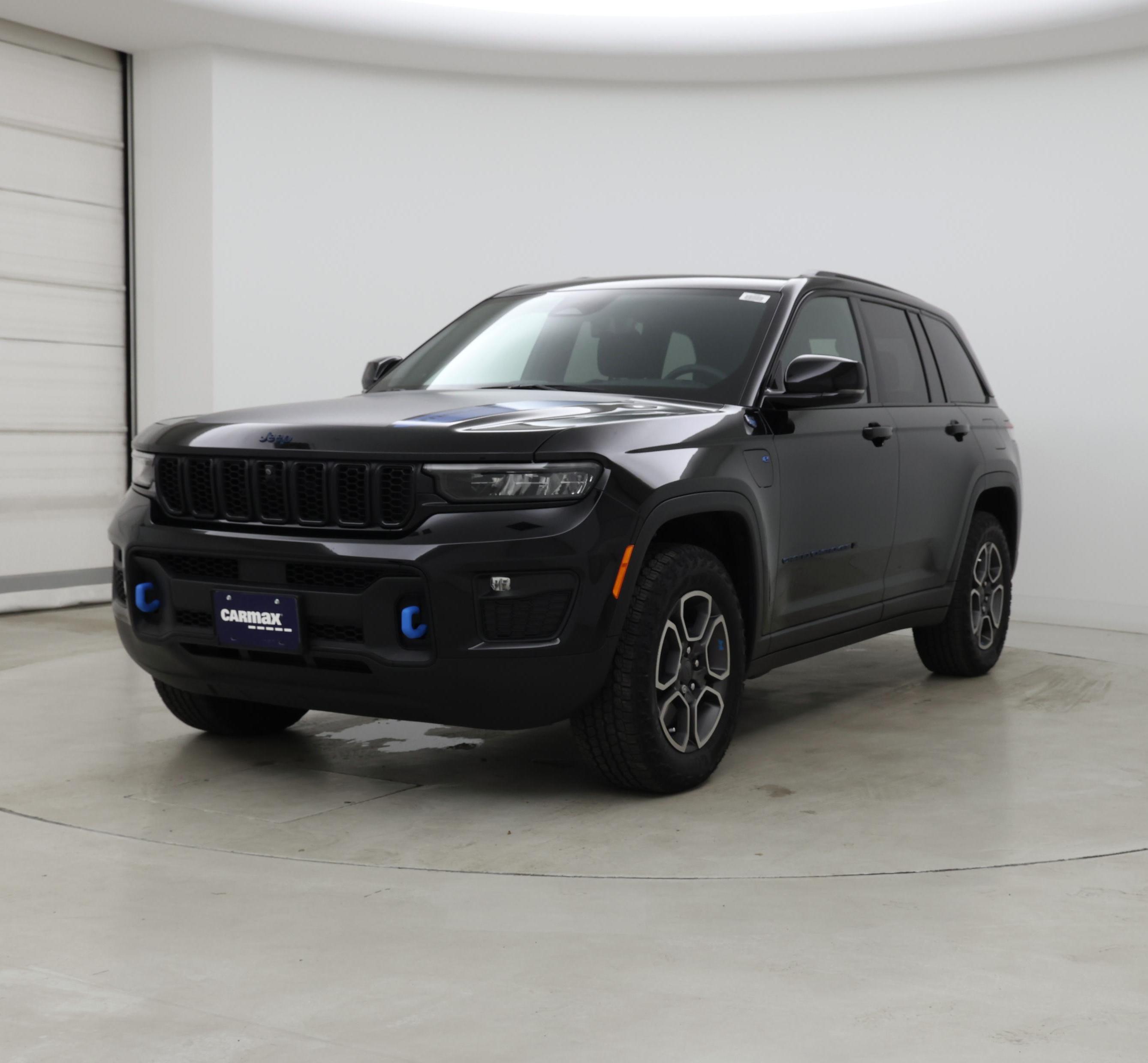 Thumbnail: 2023 Jeep Grand Cherokee - 4