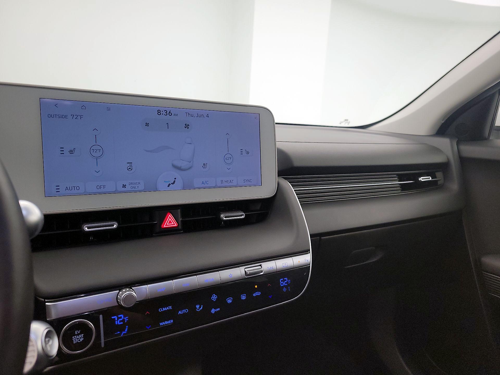 Thumbnail: 2024 Hyundai Ioniq 5 - 17