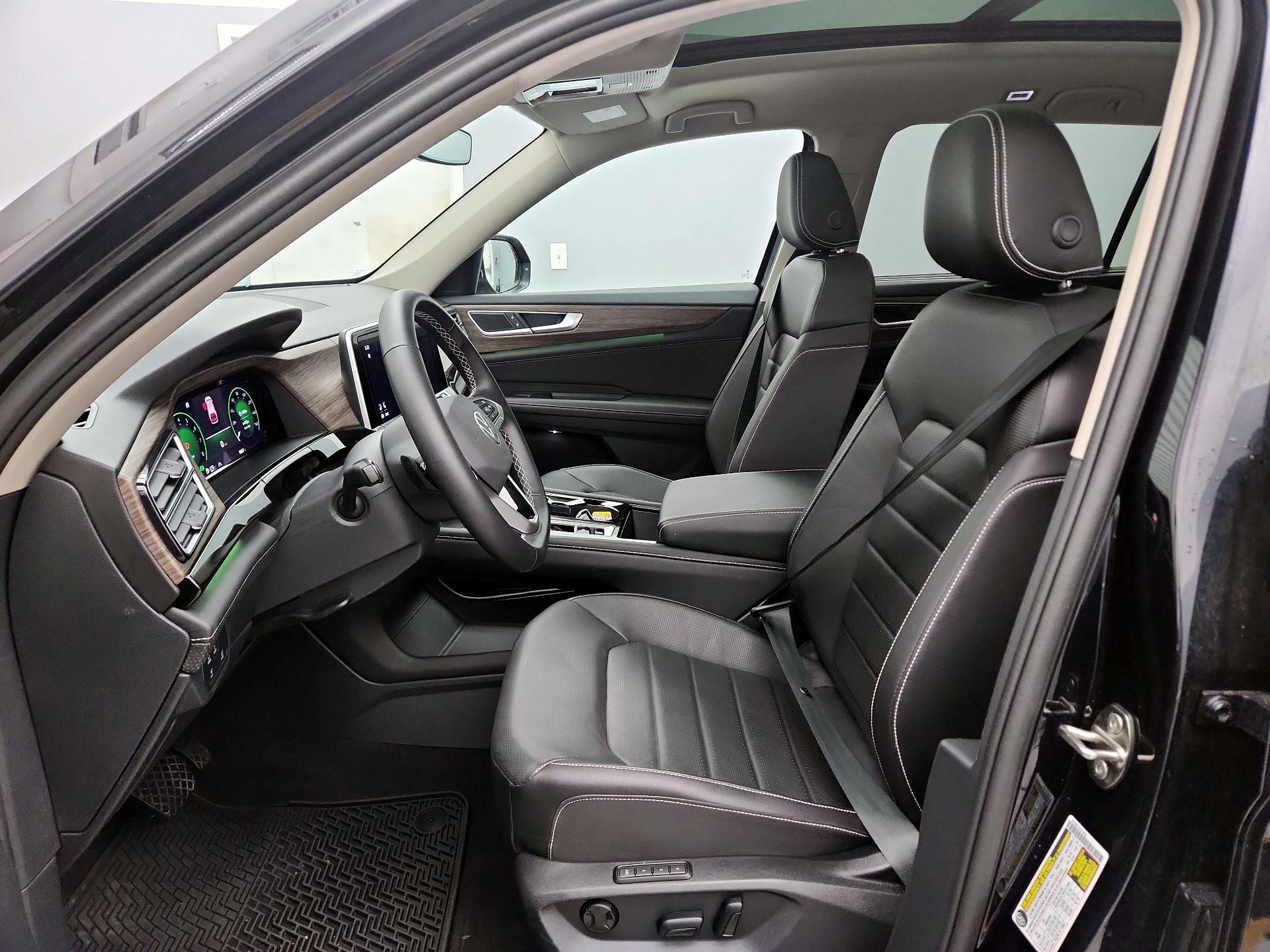 Thumbnail: 2025 Volkswagen Atlas - 11