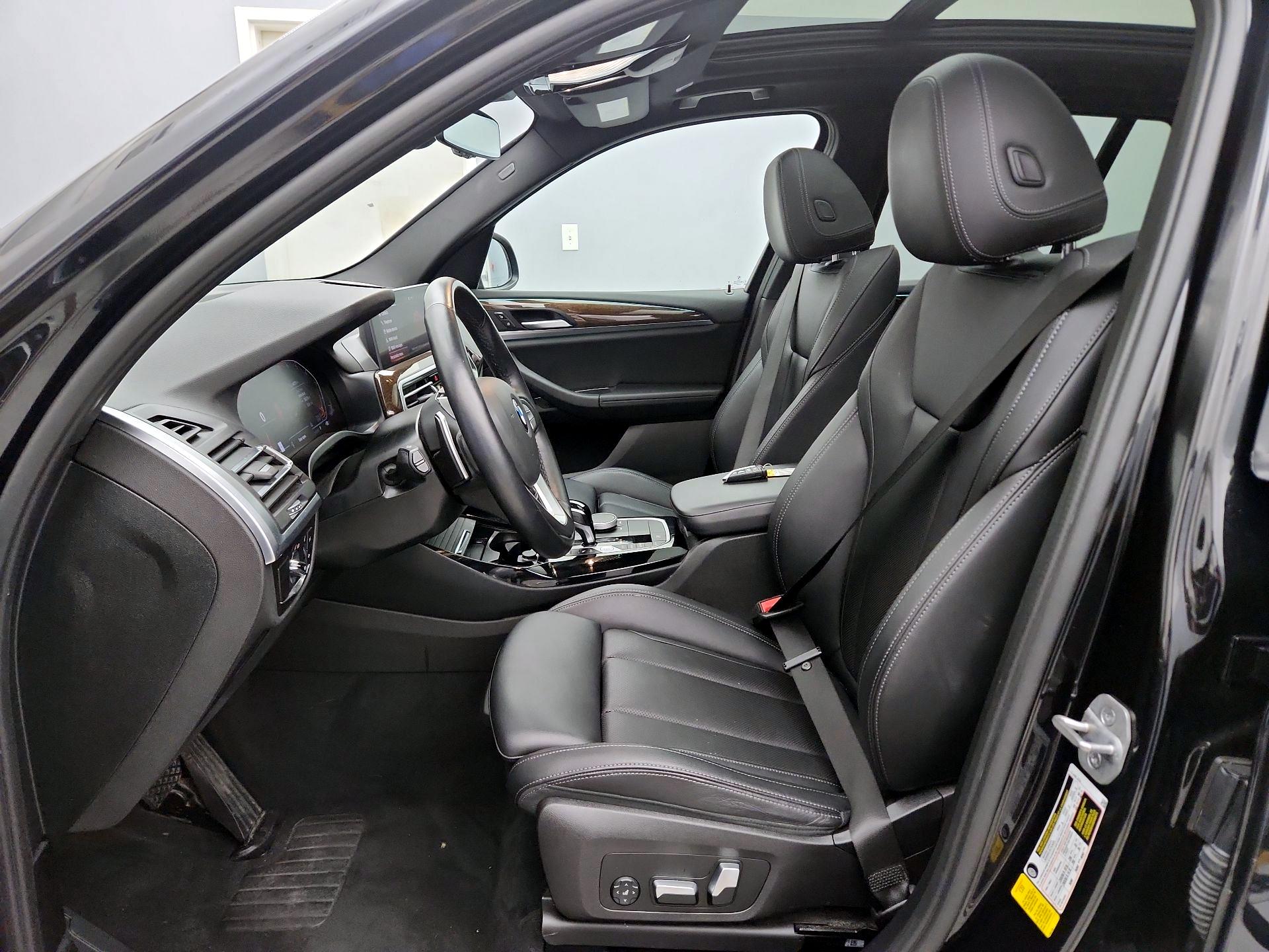 Thumbnail: 2023 BMW X3 - 11