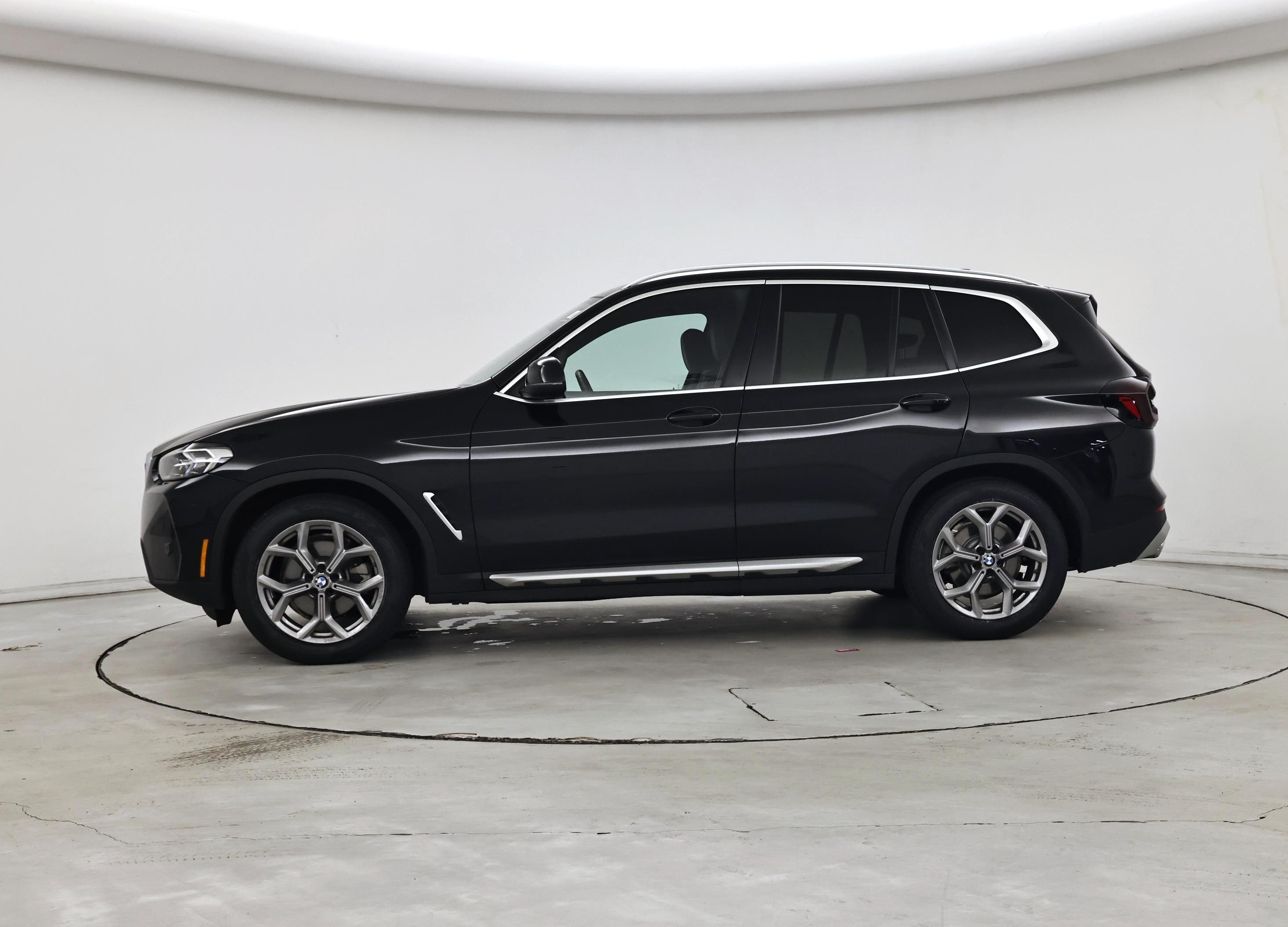 Thumbnail: 2023 BMW X3 - 3