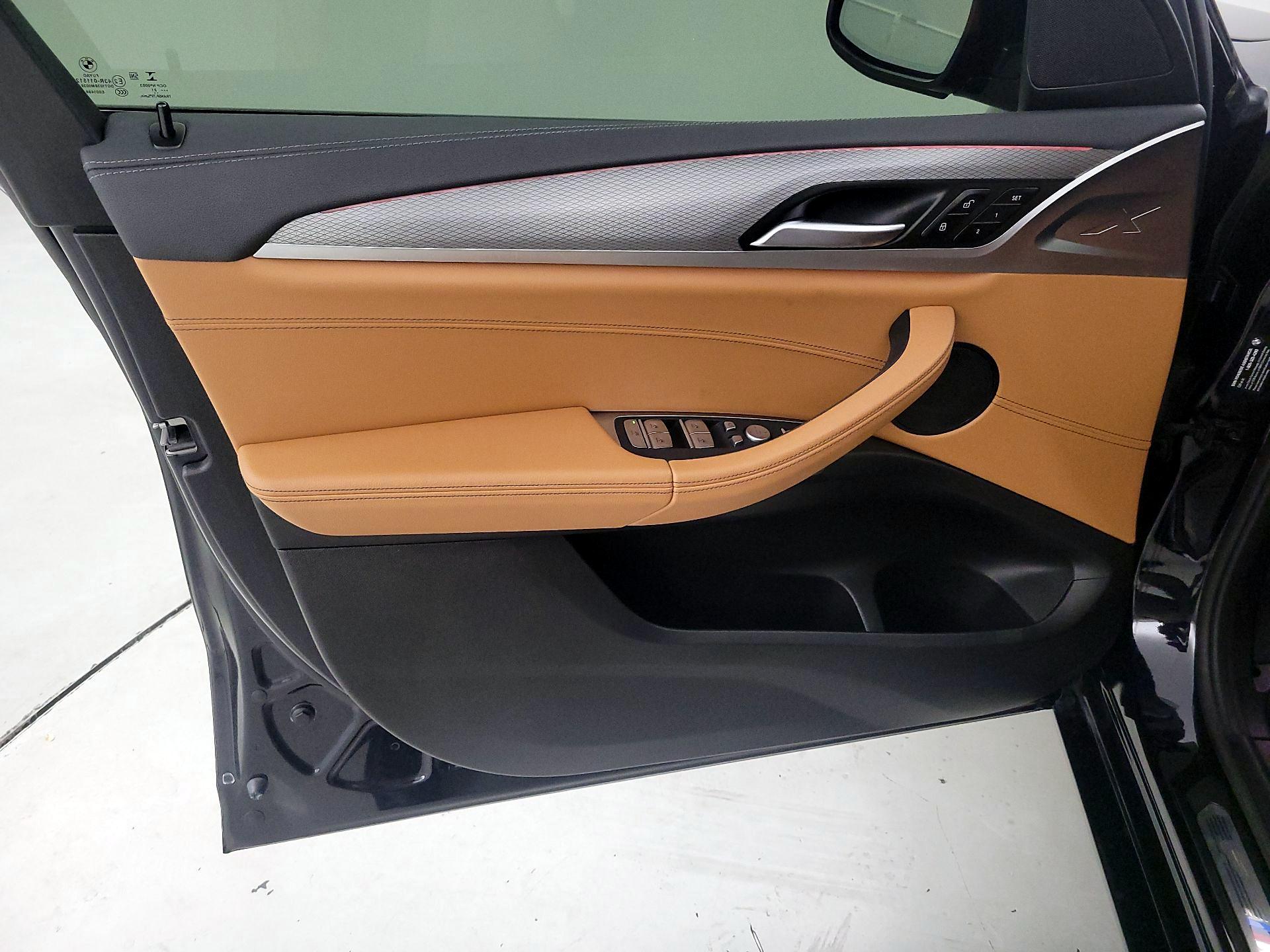 Thumbnail: 2021 BMW X3 - 12