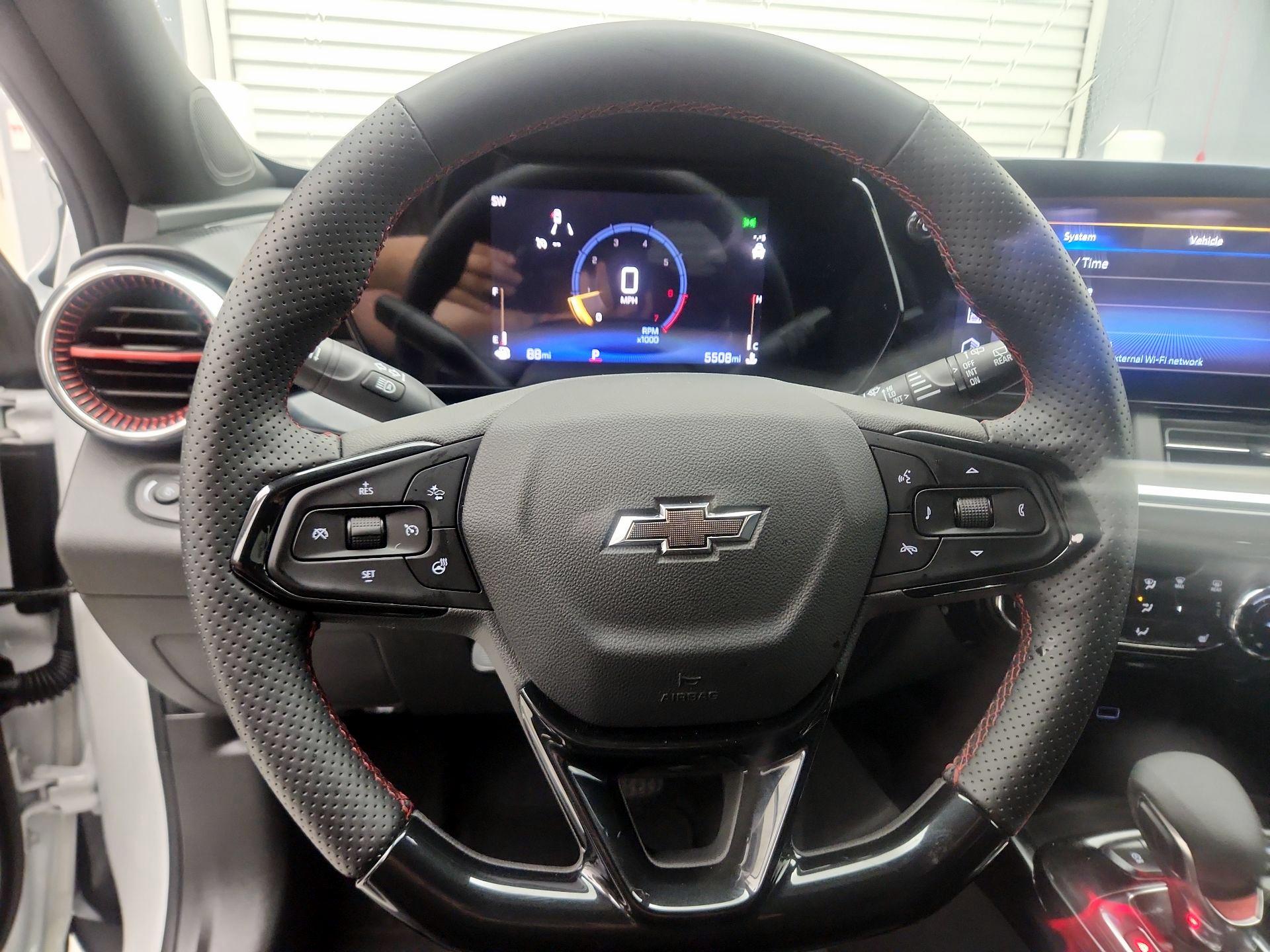 Thumbnail: 2026 Chevrolet Trax - 10
