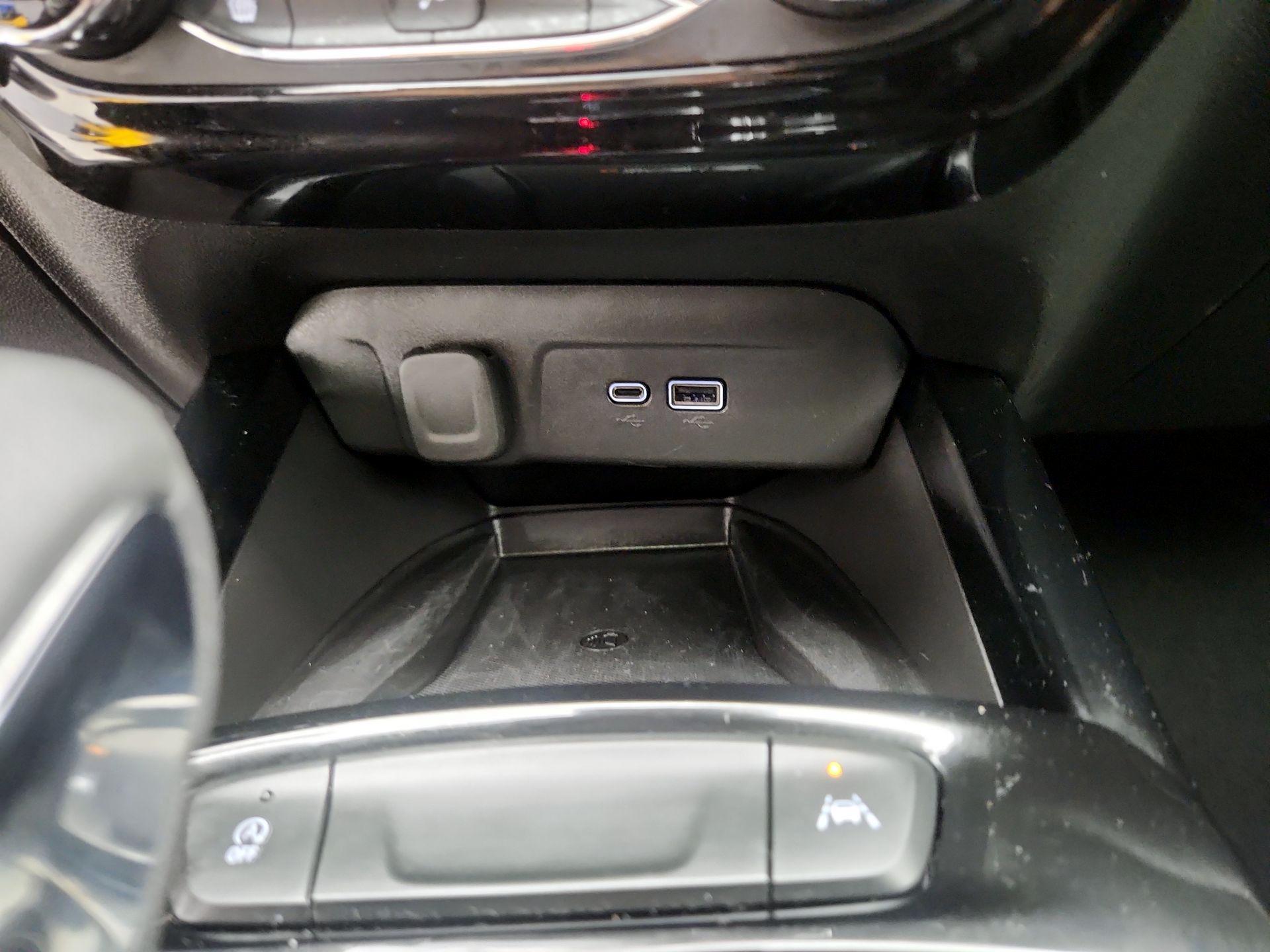 Thumbnail: 2026 Chevrolet Trax - 18