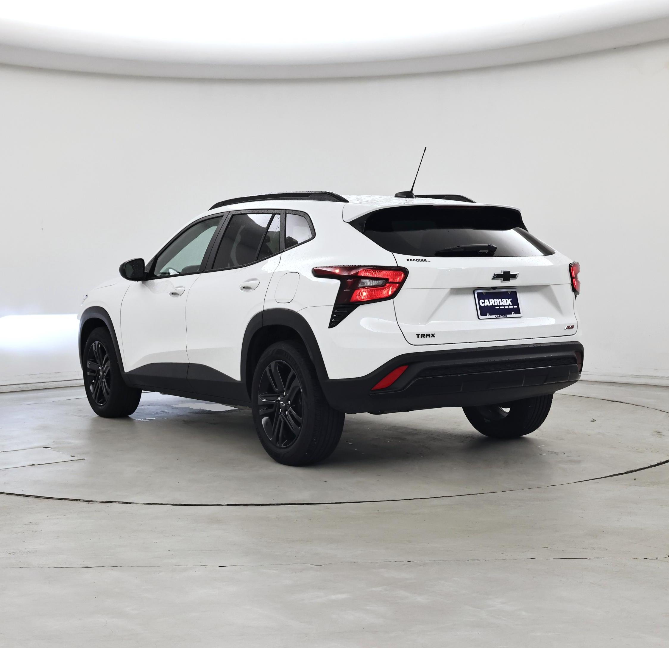Thumbnail: 2026 Chevrolet Trax - 2