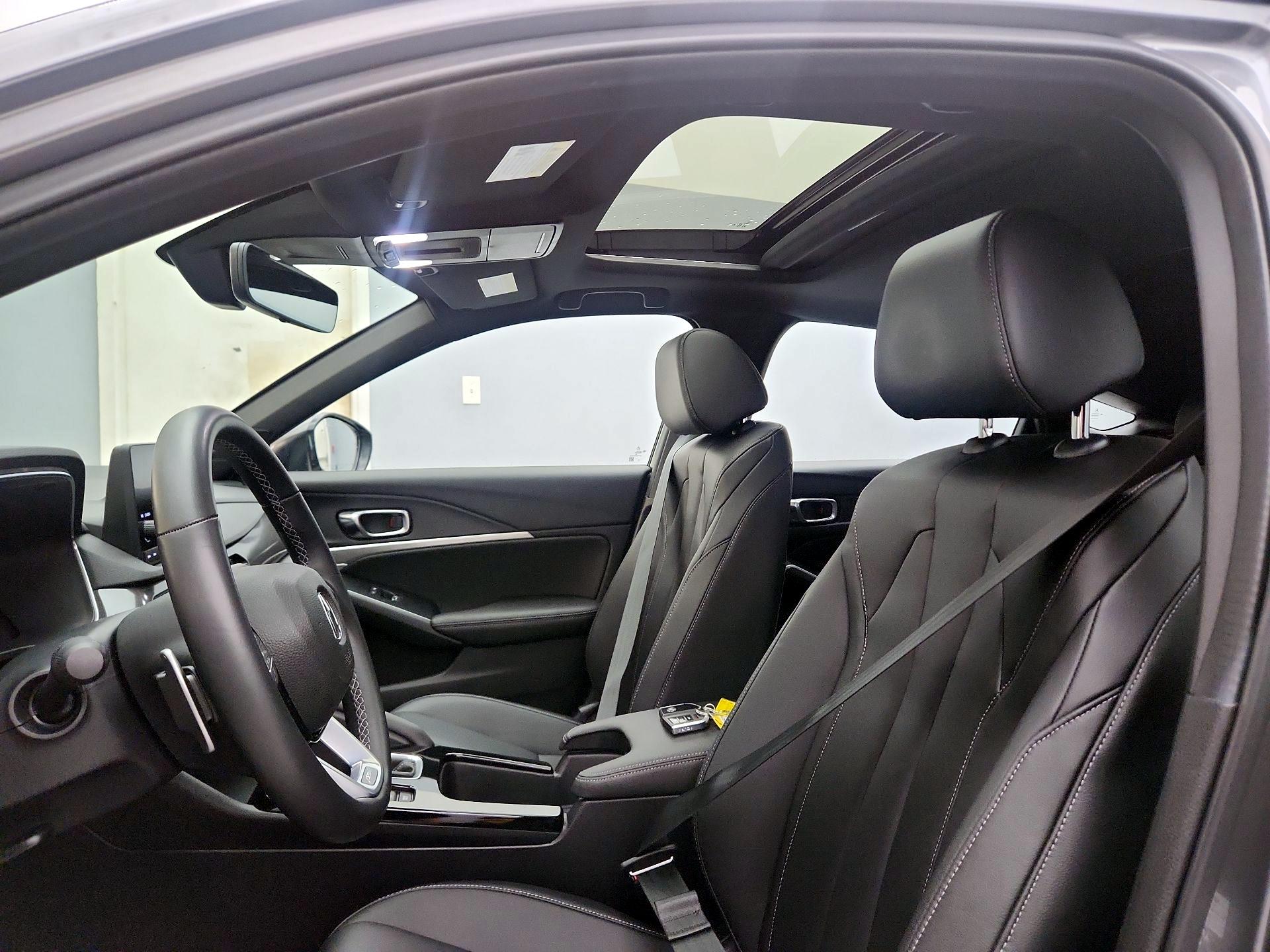 Thumbnail: 2025 Acura Integra - 19