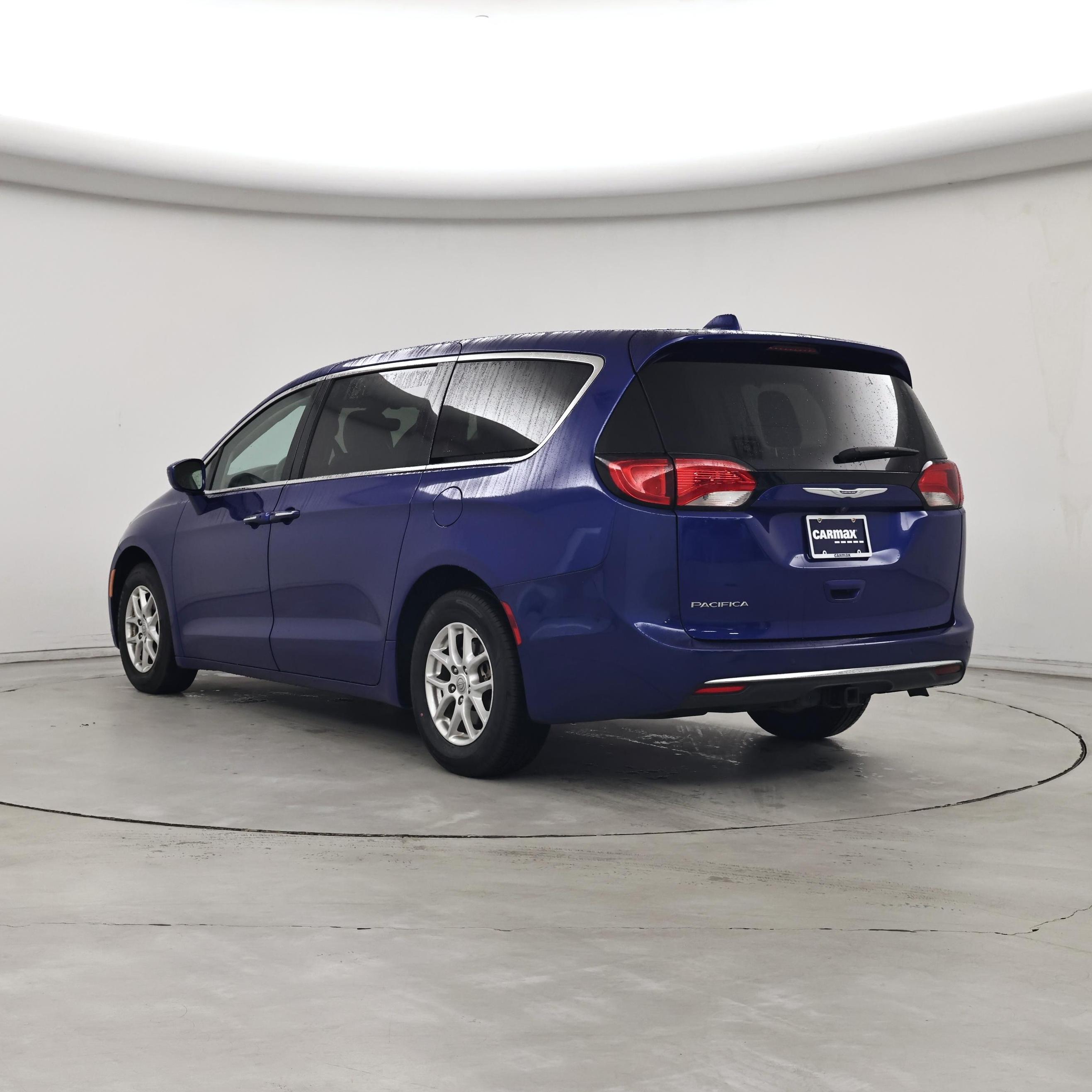 Thumbnail: 2020 Chrysler Pacifica - 2
